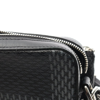 トリオ メッセンジャー ダミエグラフィット ショルダーバッグ PVC レザー ブラック ルイヴィトン バッグ LOUIS VUITTON