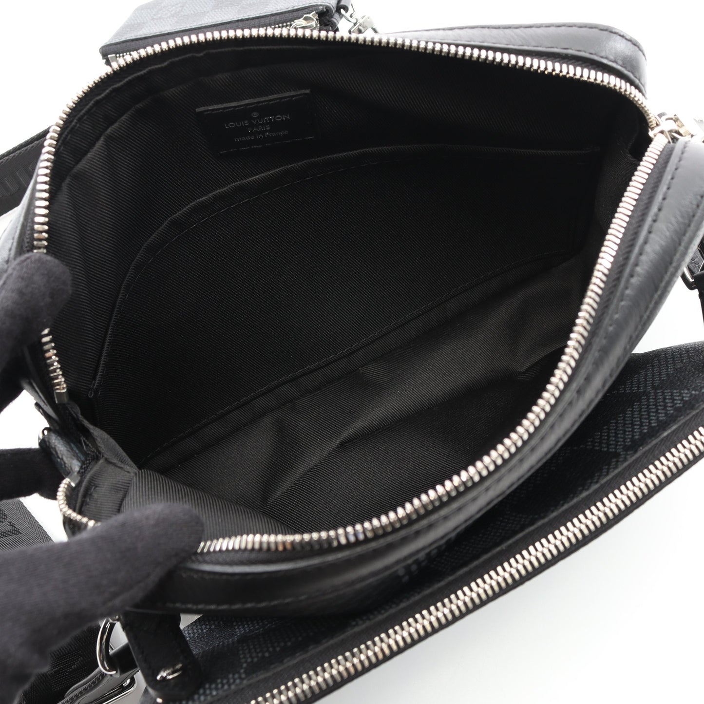 トリオ メッセンジャー ダミエグラフィット ショルダーバッグ PVC レザー ブラック ルイヴィトン バッグ LOUIS VUITTON