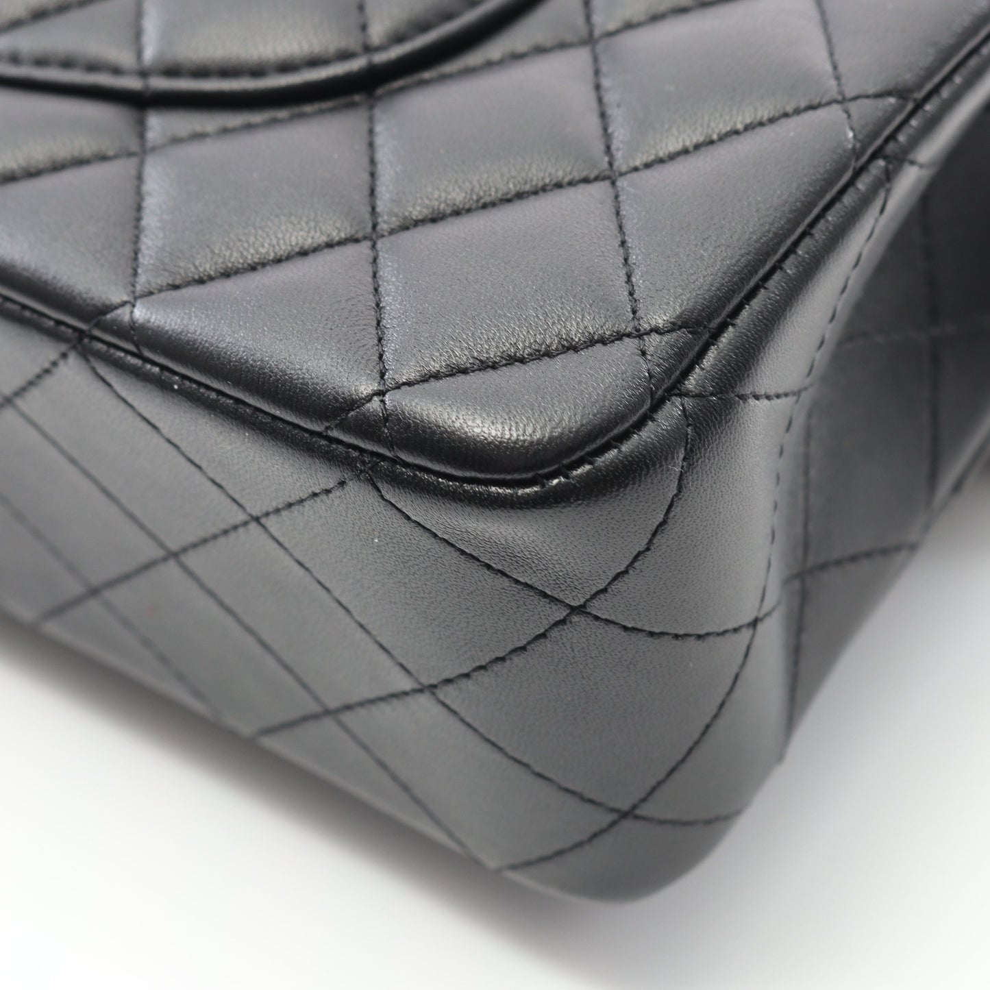 マトラッセ Wフラップ Wチェーンショルダーバッグ ラムスキン ブラック シルバー金具 シャネル バッグ CHANEL