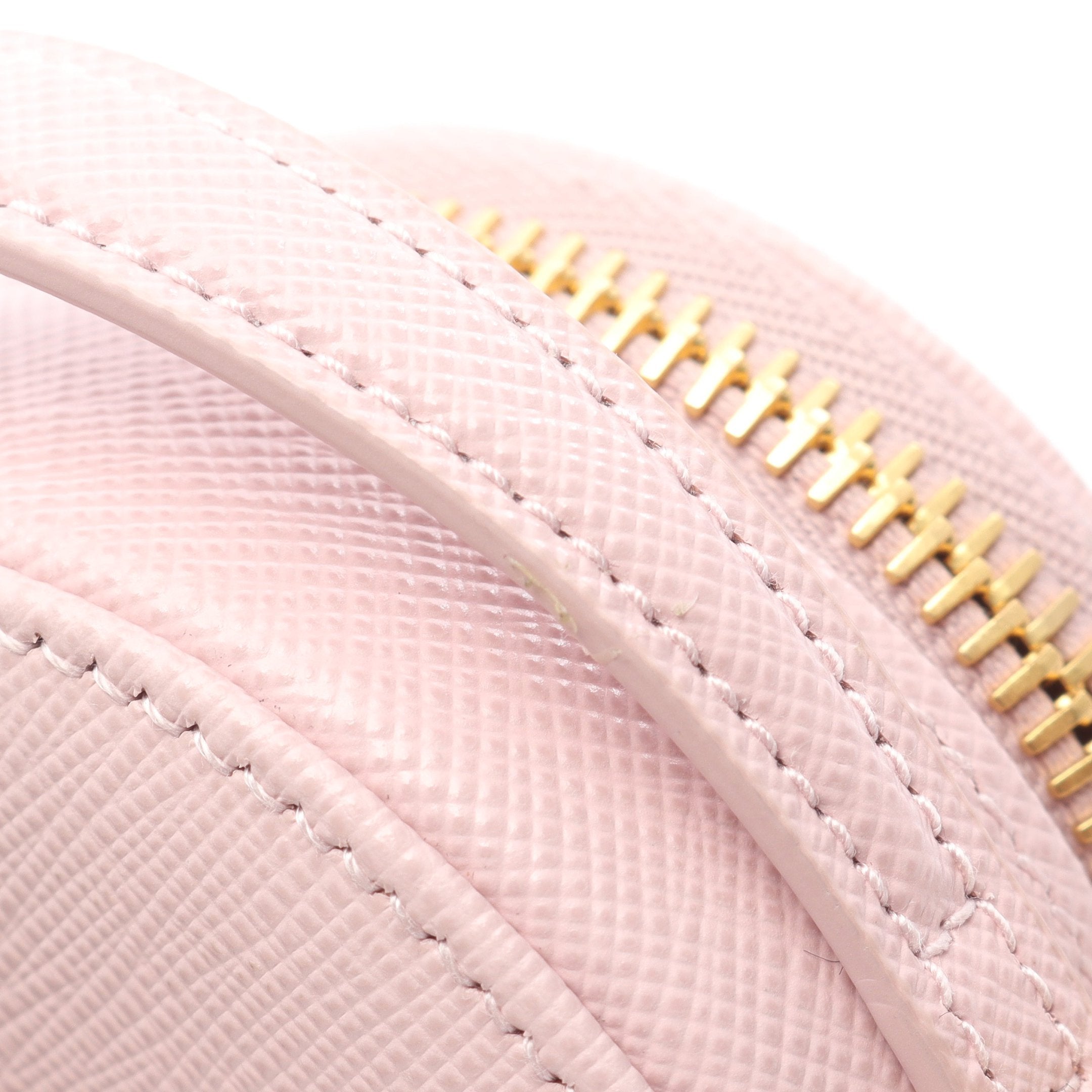 未使用 プラダ トライアングルロゴ サフィアーノレザー ミニポーチ ピンク 楽天市場】プラダ PRADA ポーチ ピンク ゴールド 未使用