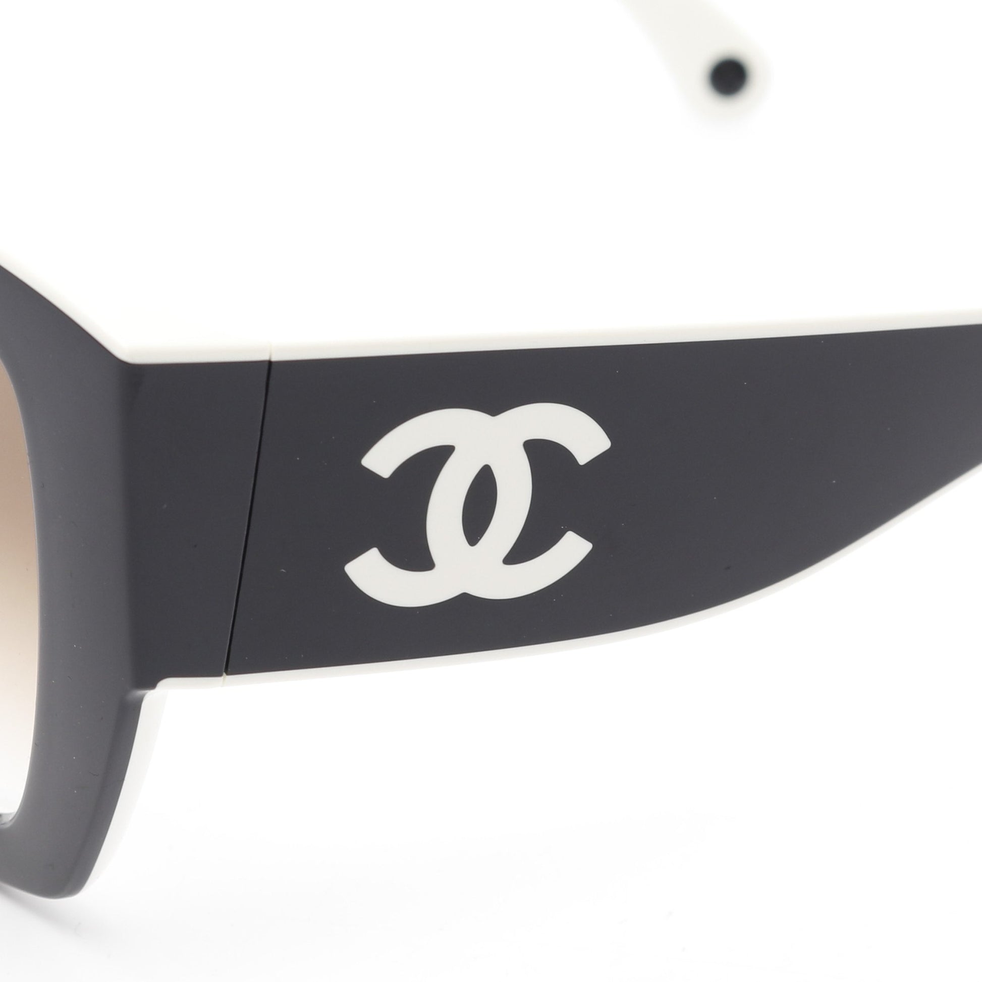 ココマーク サングラス ブラック ホワイト シャネル 財布・小物 CHANEL
