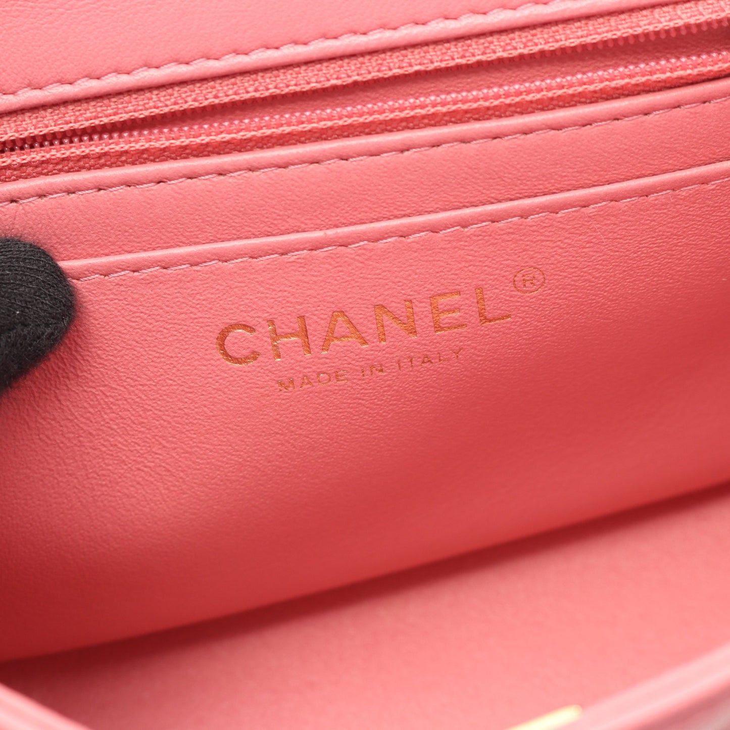 ミニマトラッセ チェーンショルダーバッグ ラムスキン ピンク ゴールド金具 シャネル バッグ CHANEL