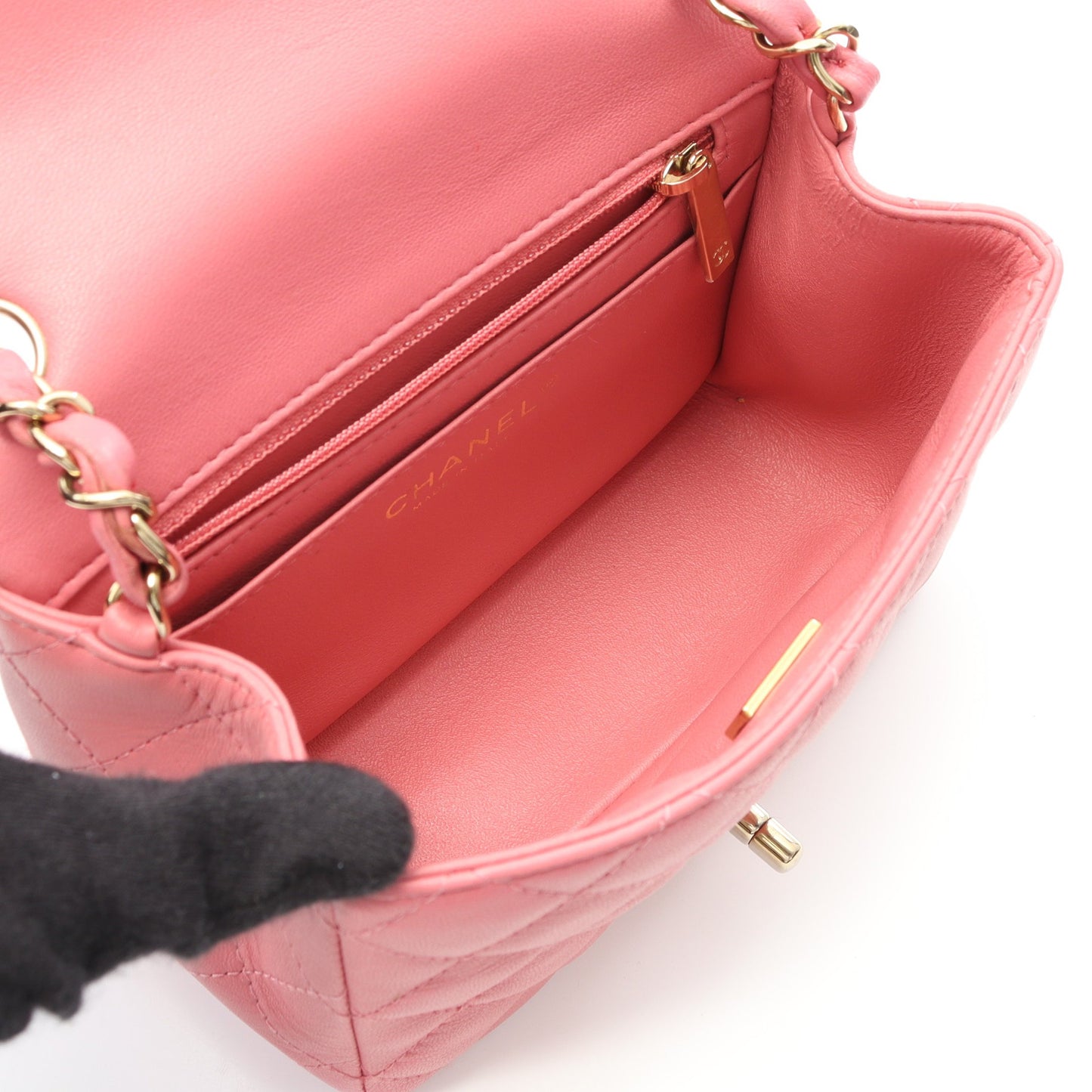 ミニマトラッセ チェーンショルダーバッグ ラムスキン ピンク ゴールド金具 シャネル バッグ CHANEL