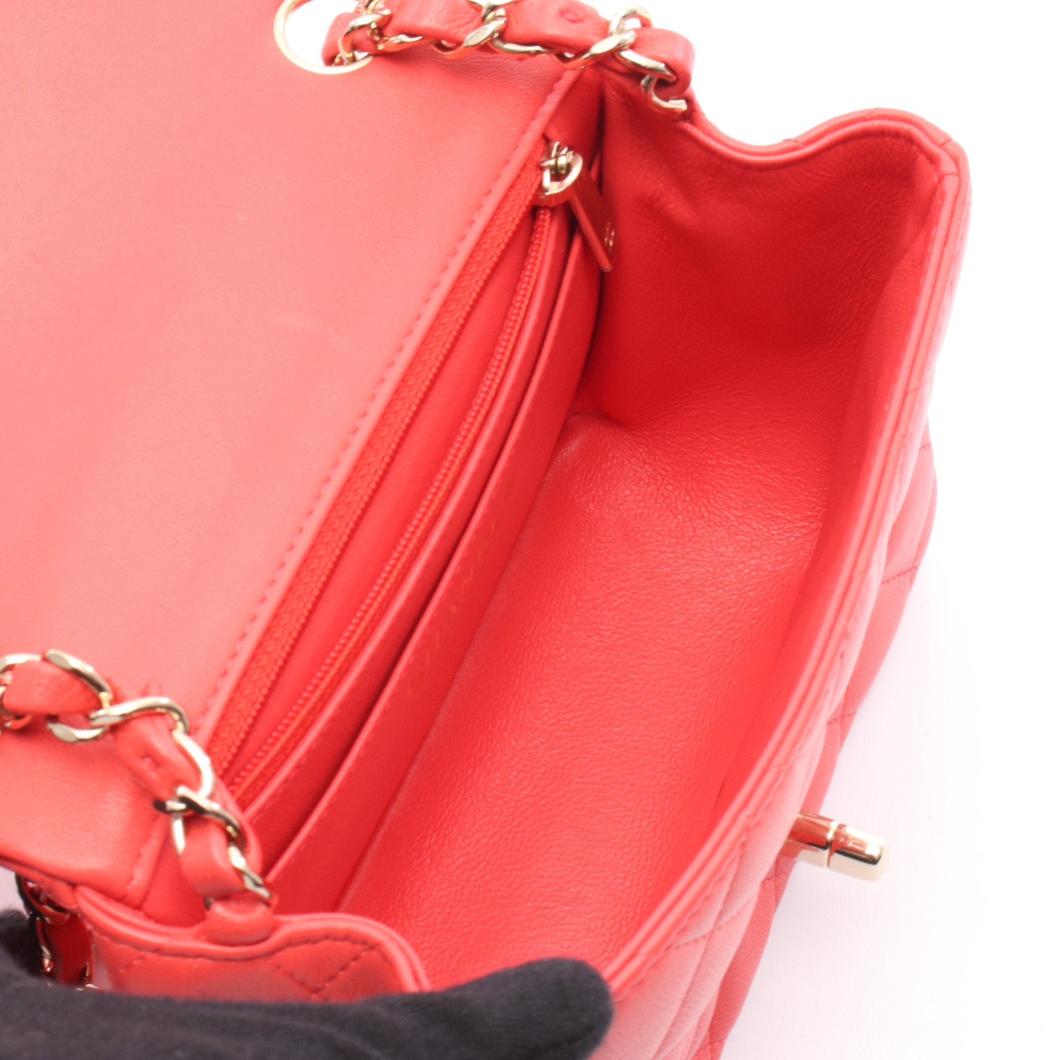 ミニマトラッセ チェーンショルダーバッグ レザー ピンクレッド