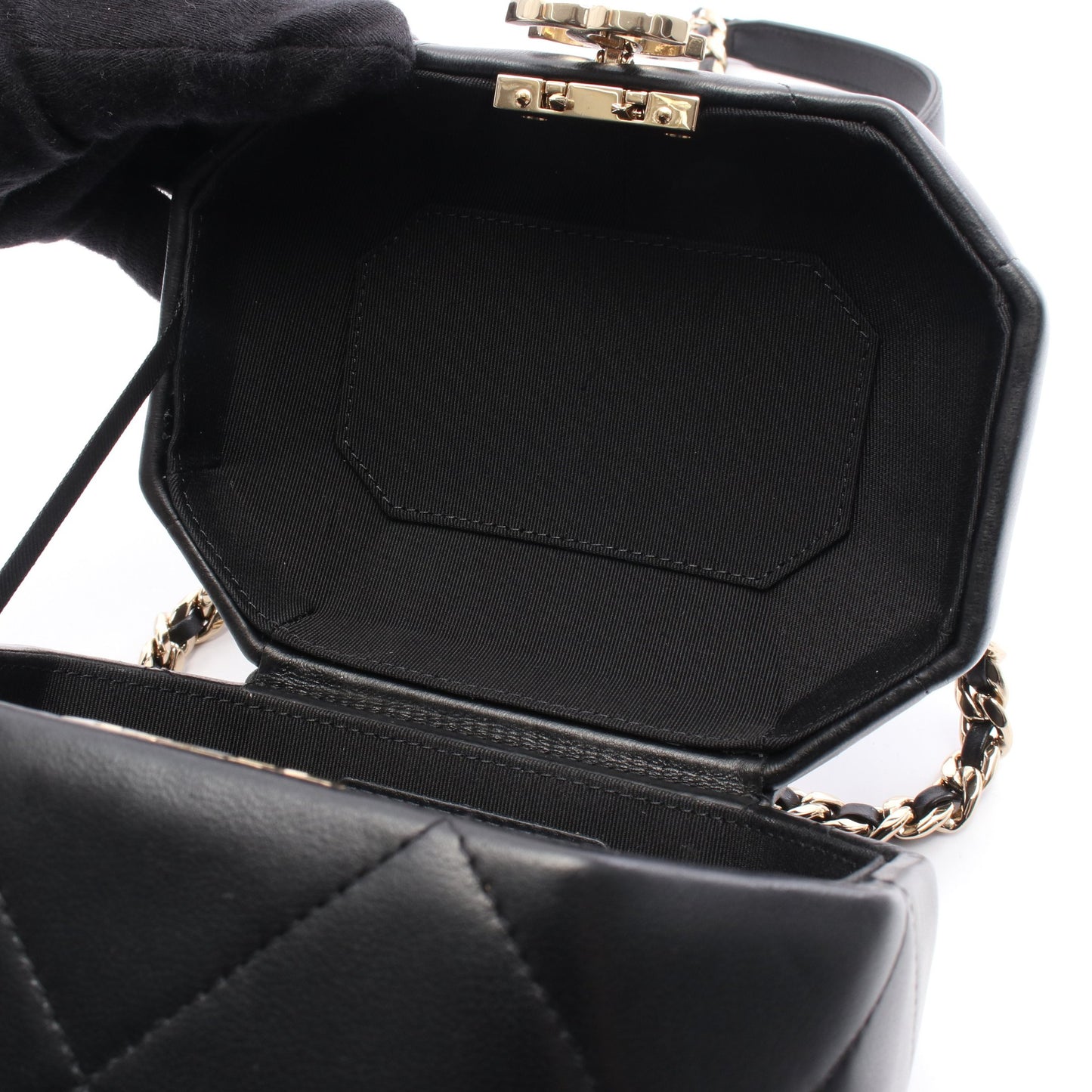 マトラッセ スモールバニティ チェーンショルダーバッグ レザー ブラック ゴールド金具 2WAY シャネル バッグ CHANEL