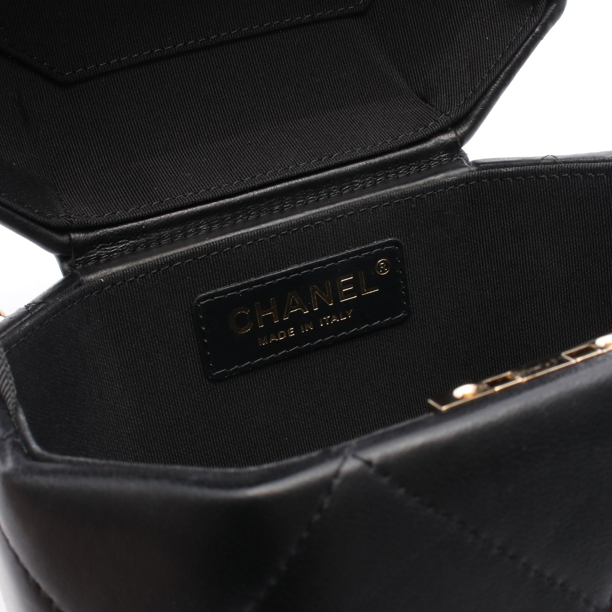 マトラッセ スモールバニティ チェーンショルダーバッグ レザー ブラック ゴールド金具 2WAY シャネル バッグ CHANEL