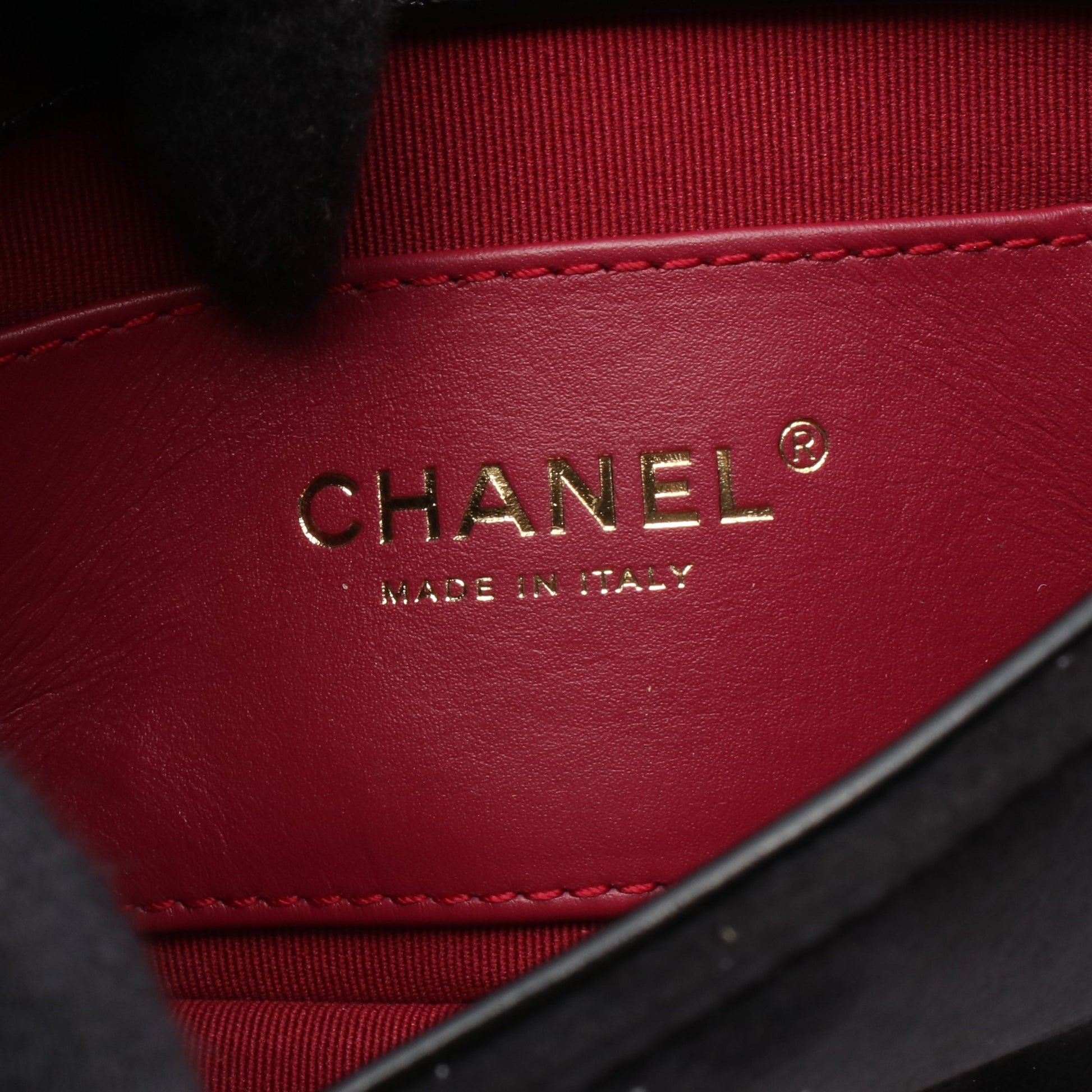 マトラッセ ウエストバッグ ボディバッグ レザー ブラック ゴールド金具 シャネル バッグ CHANEL