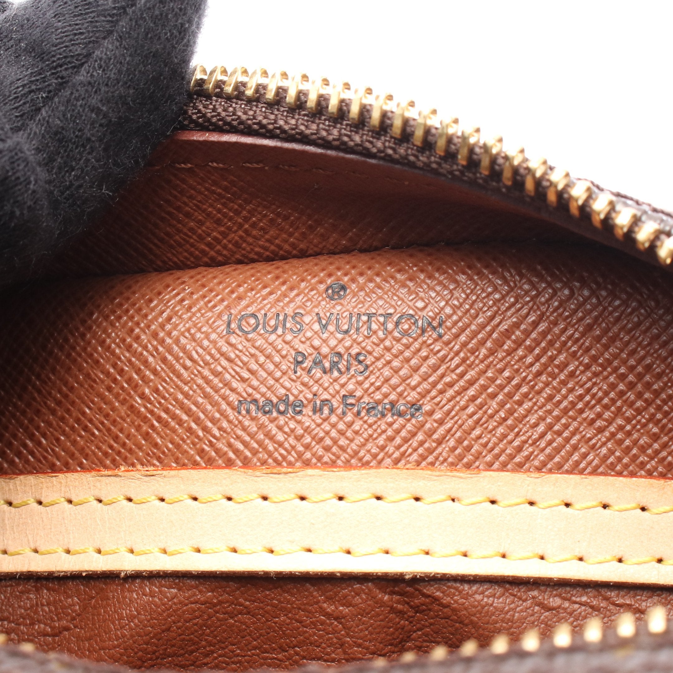 LOUIS VUITTON★ ブロワ モノグラム （ショルダーストラップ無し） LOUIS VUITTON】ルイヴィトン『モノグラム ストラップ』J02465 メンズ