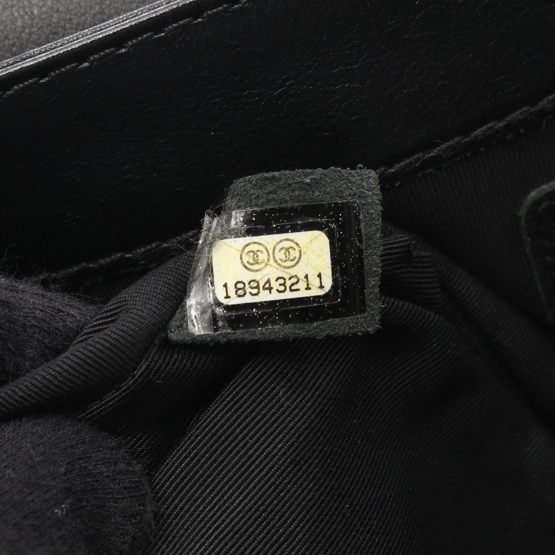 ボーイシャネル チェーンショルダーバッグ レザー ブラック アンティークシルバー金具 シャネル バッグ CHANEL
