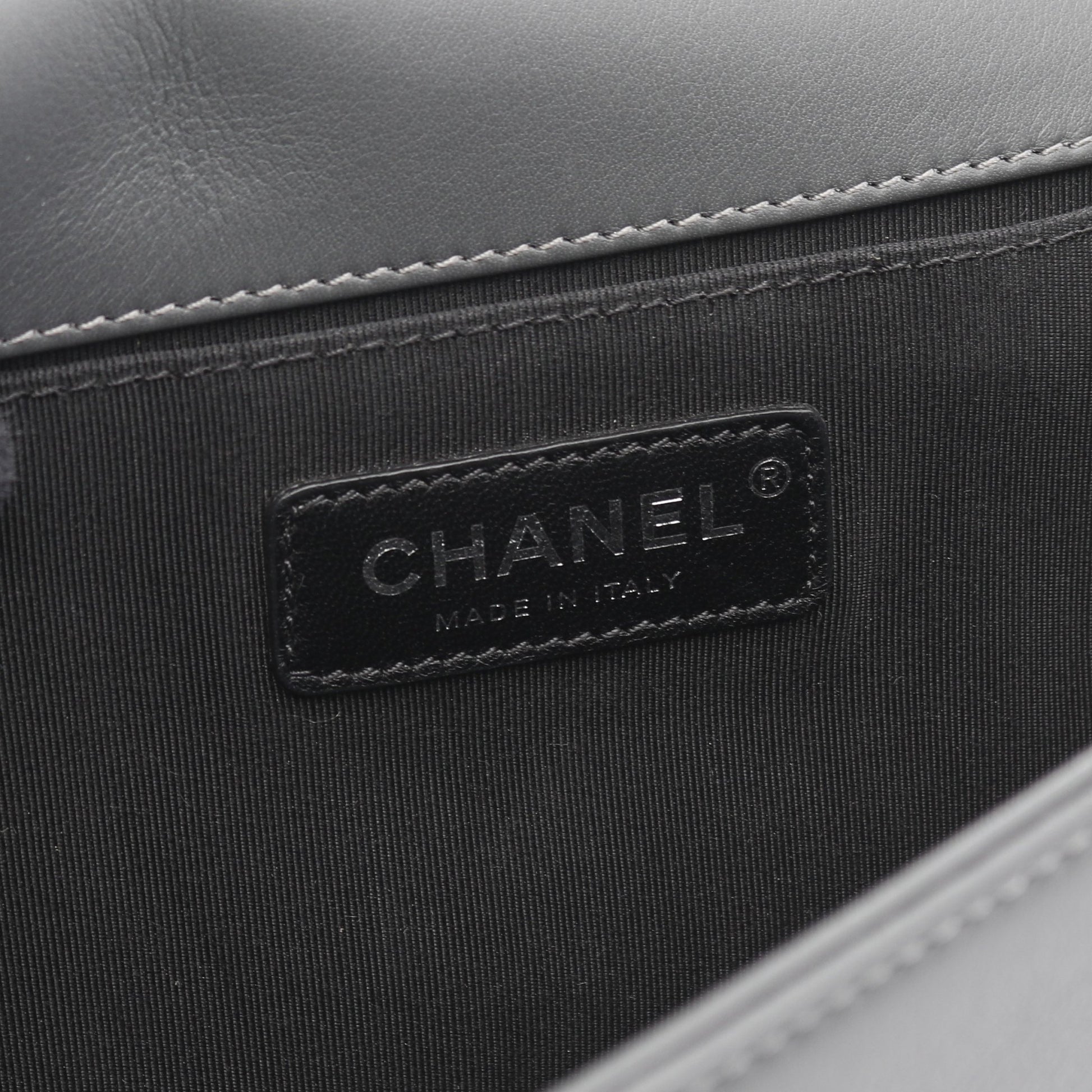 ボーイシャネル チェーンショルダーバッグ ツイード レザー グレー アンティークシルバー金具 シャネル バッグ CHANEL