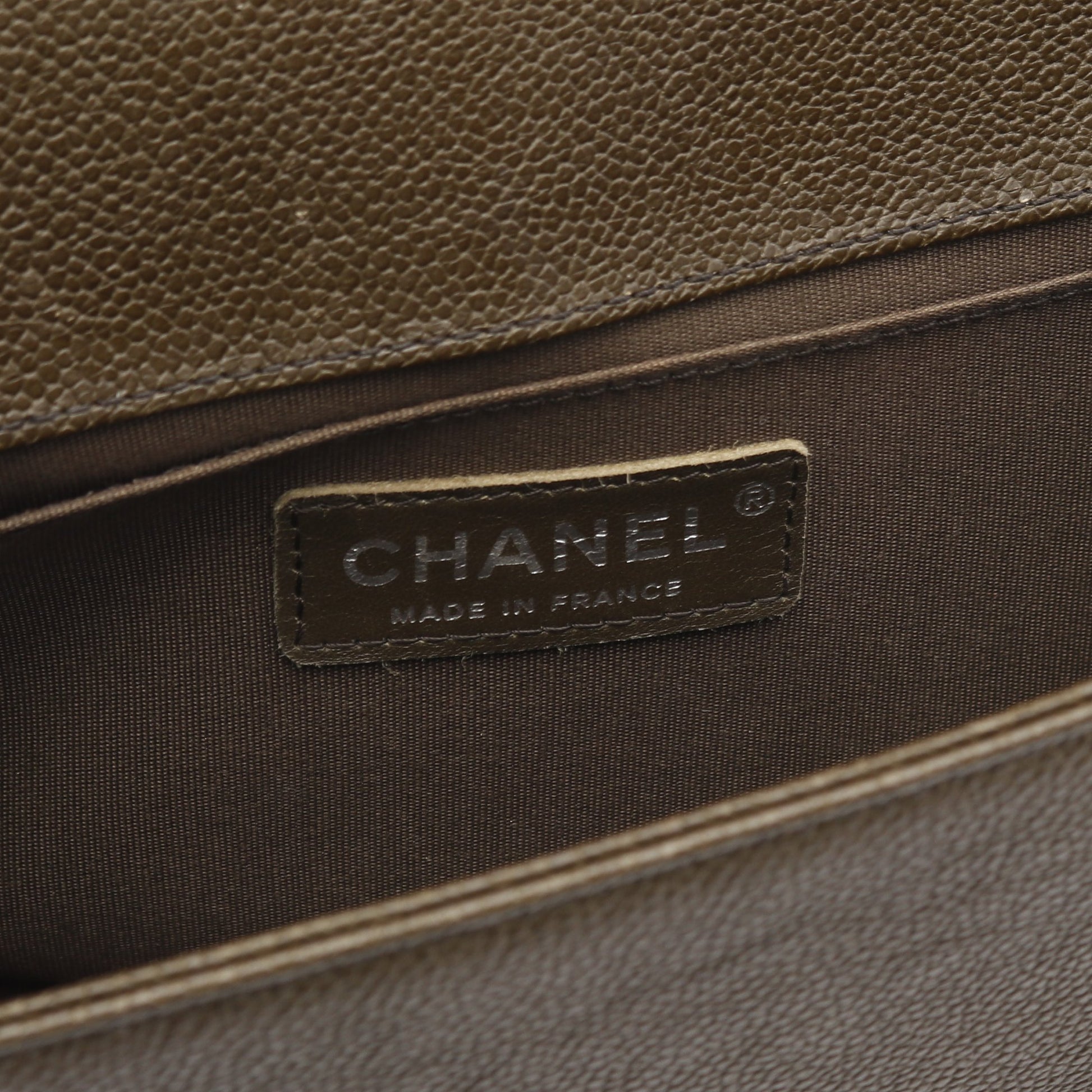 ボーイシャネル チェーンショルダーバッグ キャビアスキン カーキブラウン アンティークシルバー金具 シャネル バッグ CHANEL