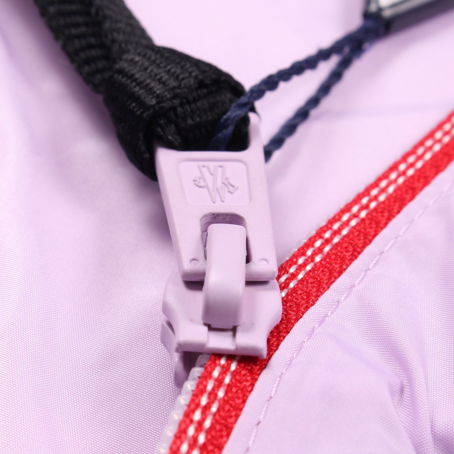GENIUS 2 MONCLER 1952 CHAHED ナイロンジャケット ジャケット ナイロン ライトパープル フード付き モンクレール アウター MONCLER