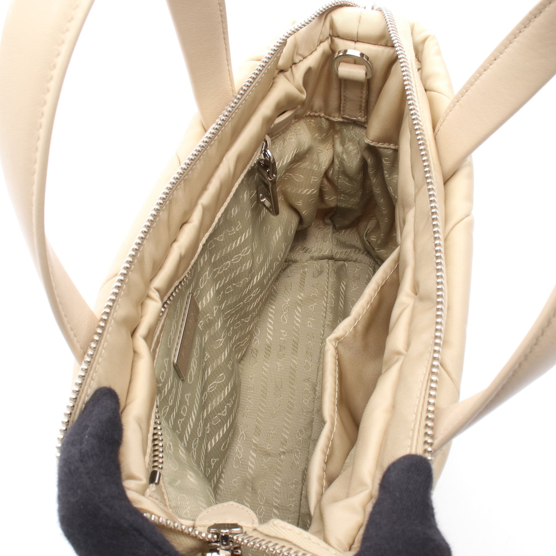 TESSUTO QUILTIN Re-Nylon パデッド ハンドバッグ トートバッグ  