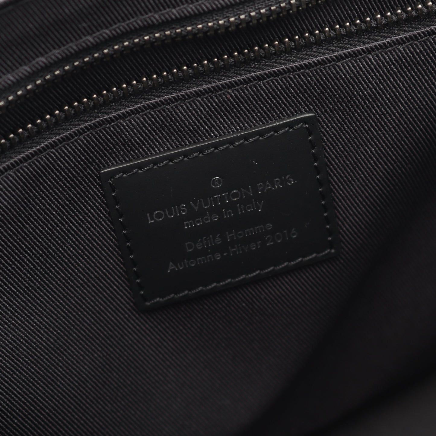 メッセンジャーヴォワヤージュPM モノグラムエクリプス ショルダーバッグ PVC レザー ブラック ルイヴィトン バッグ LOUIS VUITTON