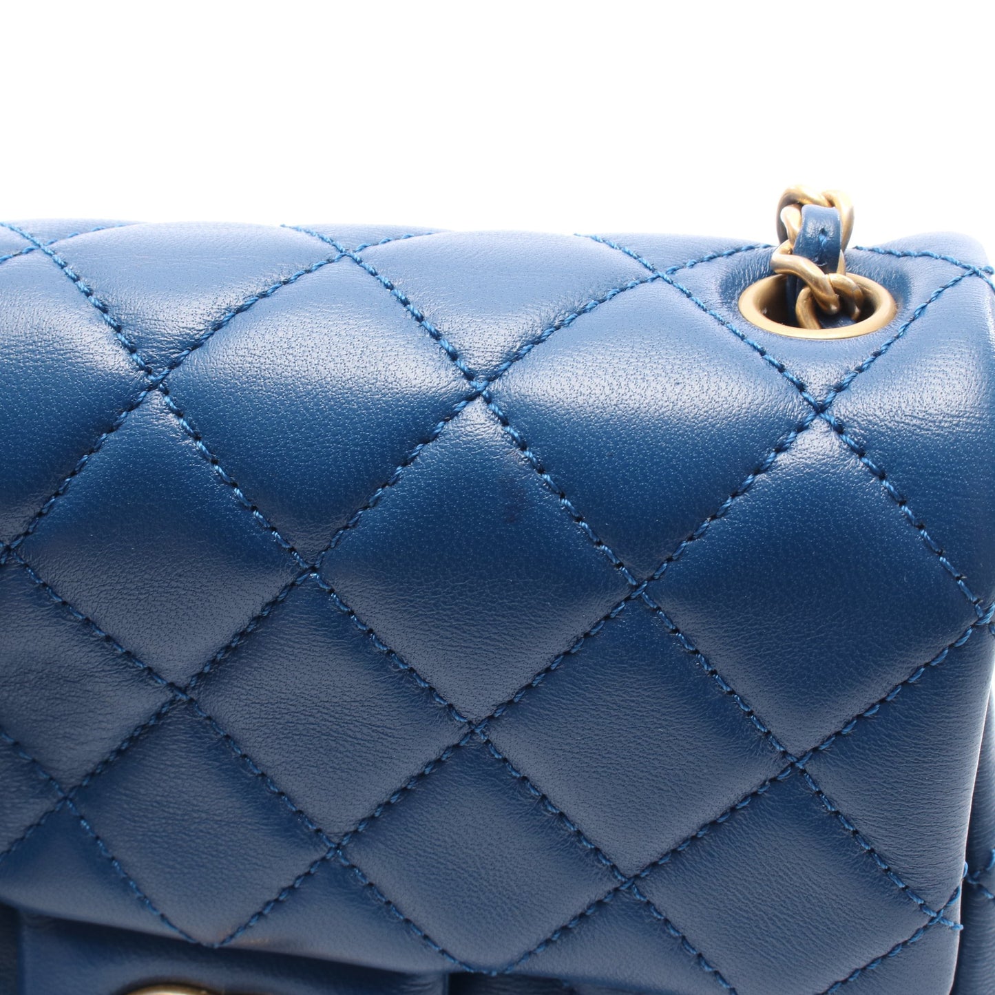 チェーンショルダーバッグ レザー ブルー ゴールド金具 シャネル バッグ CHANEL