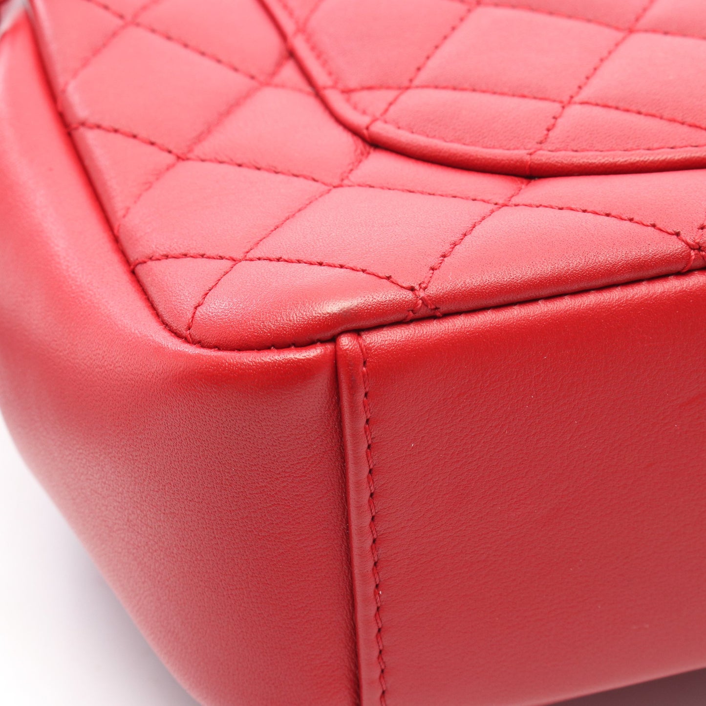 CCフィリグリー マトラッセ チェーンショルダーバッグ レザー レッド レッド金具 シャネル バッグ CHANEL
