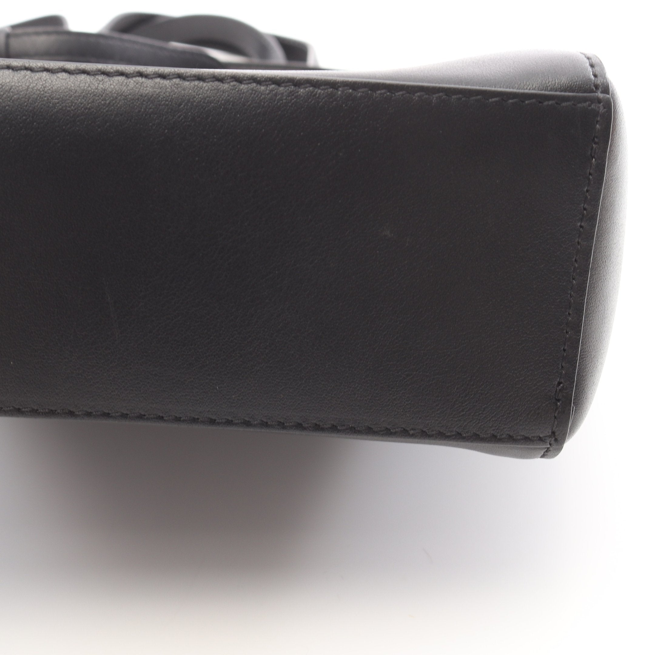 BRIA TOTE N/S ハンドバッグ トートバッグ レザー ブラック スター