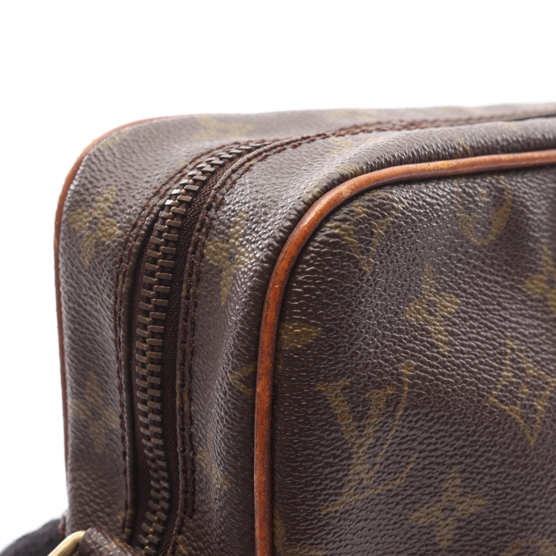 プチマルソー モノグラム ショルダーバッグ PVC レザー ブラウン ルイ