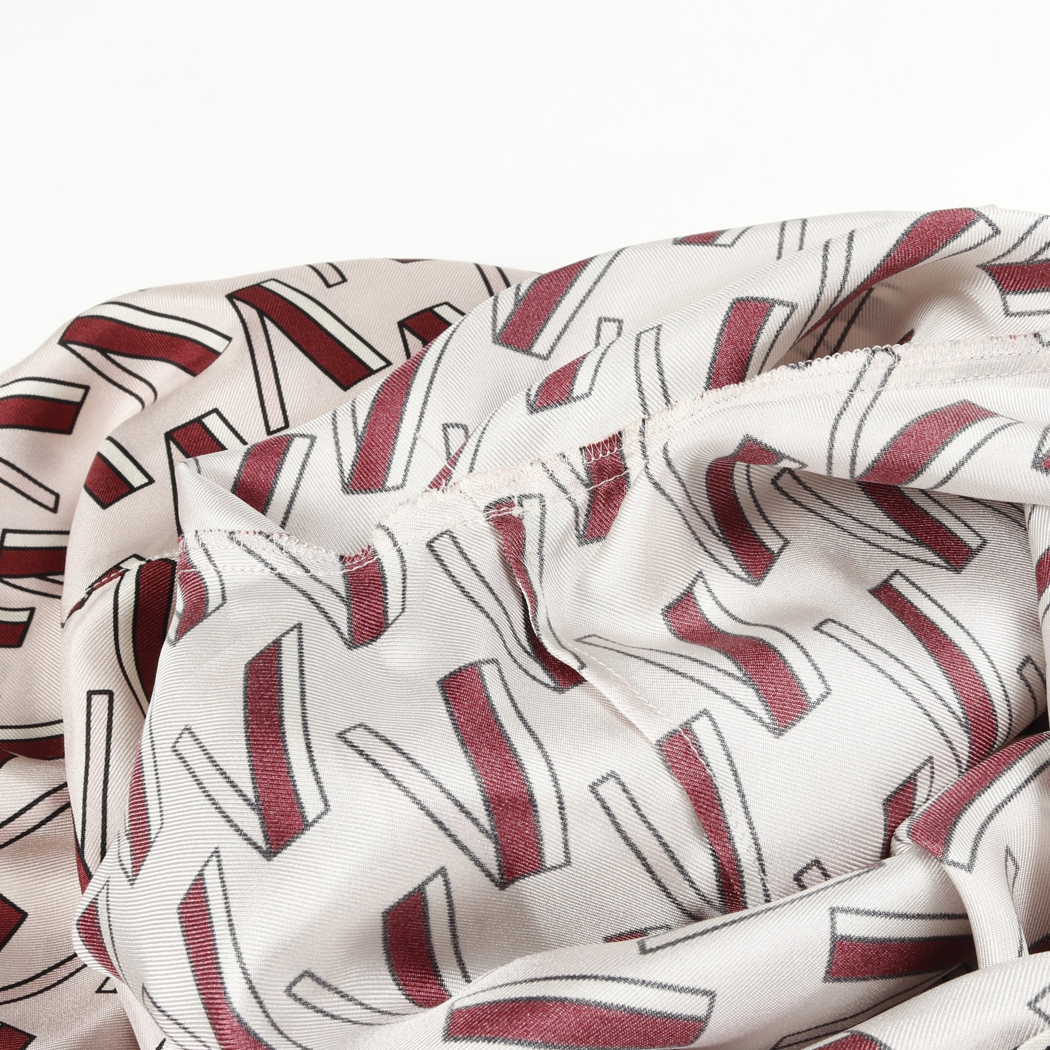 Vロゴプリント ブラウス ボウタイ シルク ライトピンク ボルドー