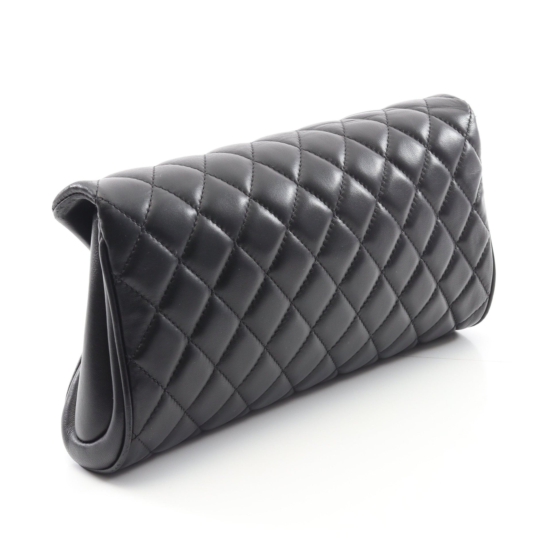マトラッセ クラッチバッグ ラムスキン ブラック ゴールド金具 シャネル バッグ CHANEL