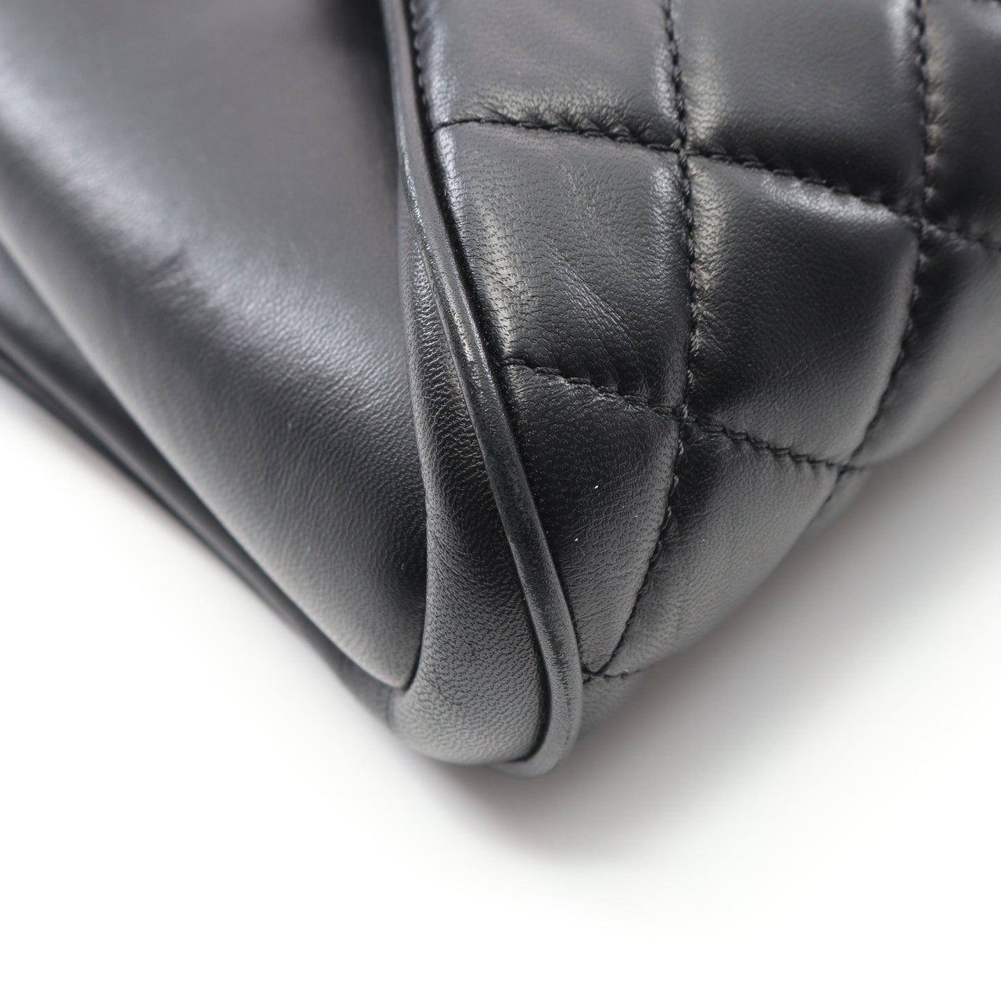 マトラッセ クラッチバッグ ラムスキン ブラック ゴールド金具 シャネル バッグ CHANEL