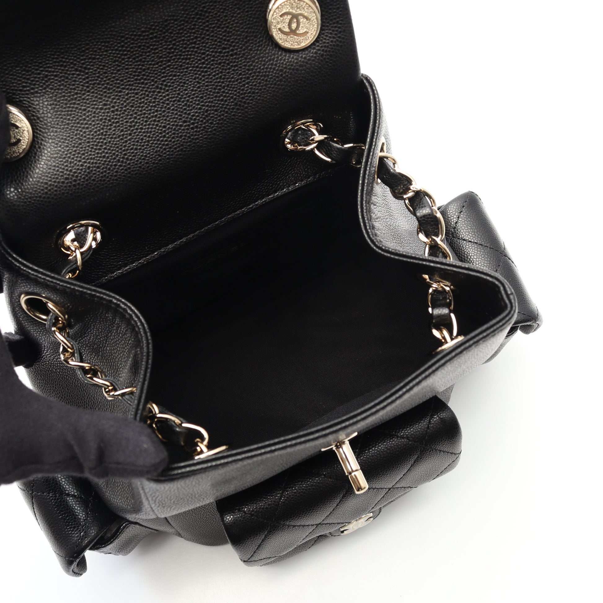 マトラッセ バックパック リュックサック キャビアスキン ブラック ゴールド金具 シャネル バッグ CHANEL