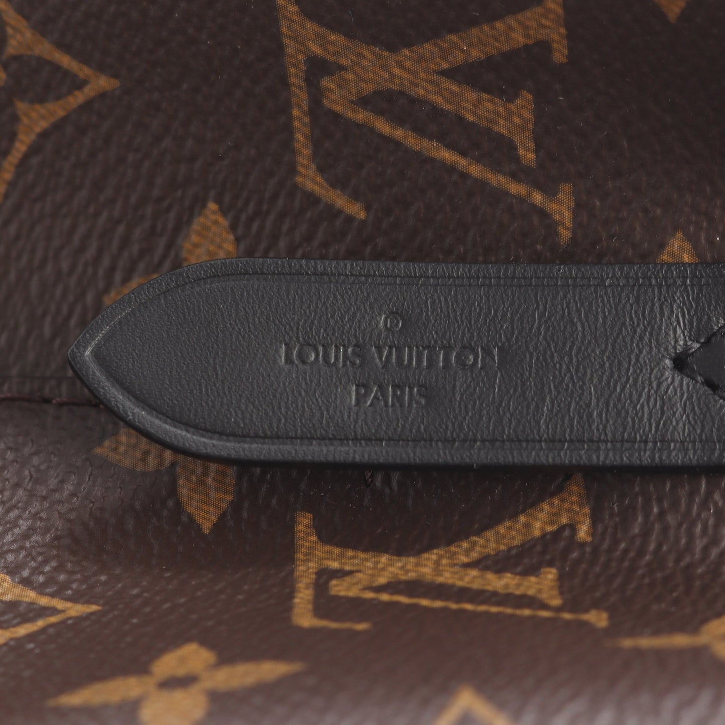 ネオノエ モノグラム ノワール ショルダーバッグ PVC レザー ブラウン ブラック ルイヴィトン バッグ LOUIS VUITTON
