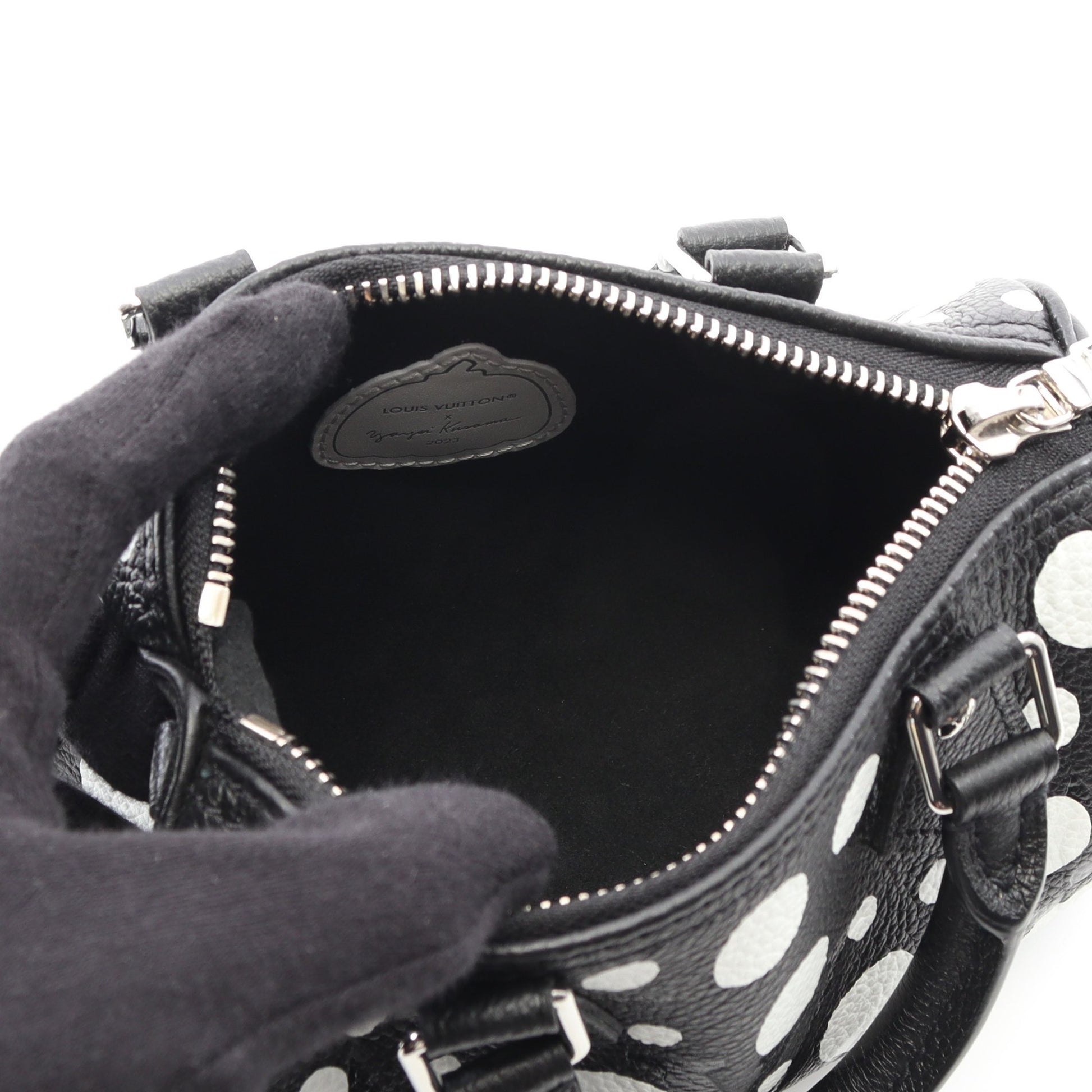LOUIS VUITTON × yayoi kusama ナノスピーディ インフィニティドット ショルダーバッグ PVC レザー ブラック ホワイト 2WAY ルイヴィトン バッグ LOUIS VUITTON
