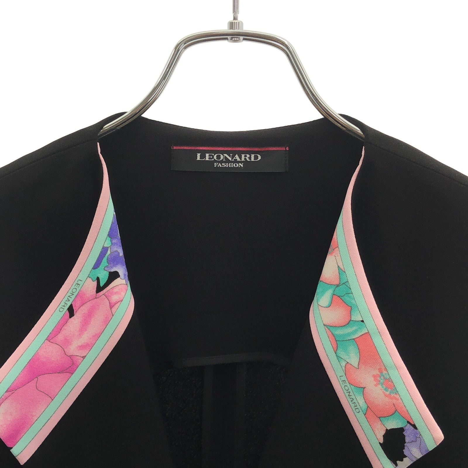 ベスト ベスト ブラック レオナールファッション トップス LEONARD FASHION