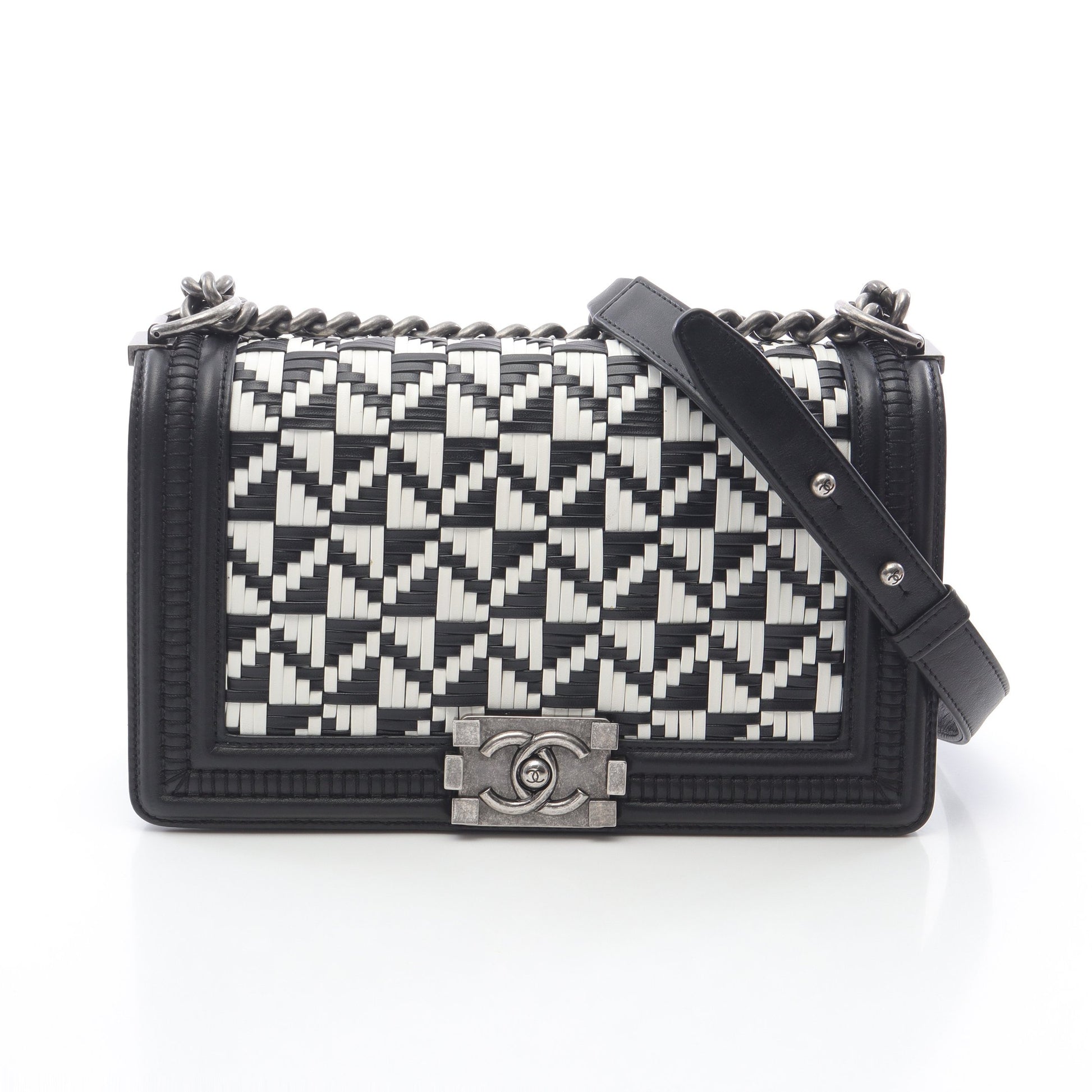 ボーイシャネル チェーンショルダーバッグ ラムスキン ブラック ホワイト アンティークシルバー金具 シャネル バッグ CHANEL