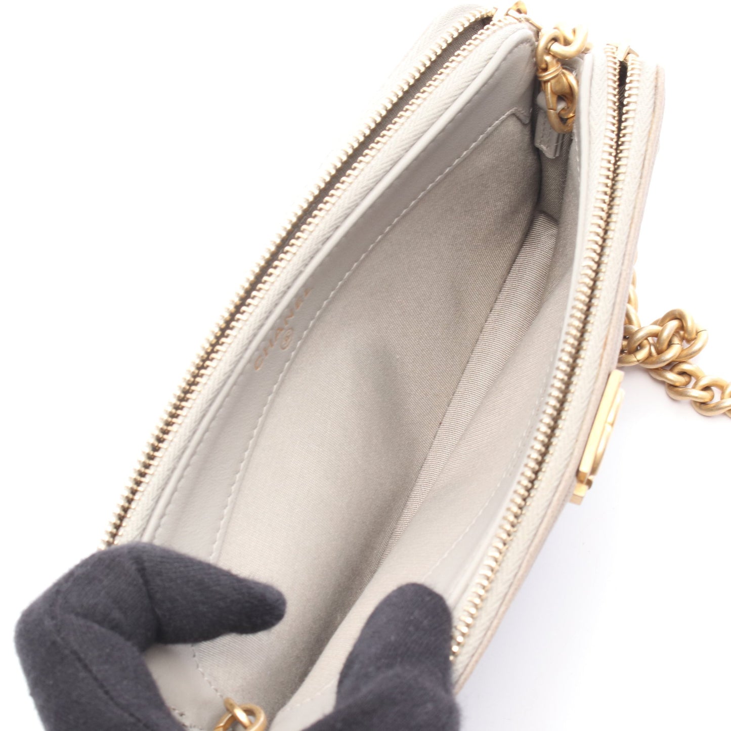 ボーイシャネル チェーンウォレット キャビアスキン グレーベージュ ゴールド金具 シャネル バッグ CHANEL