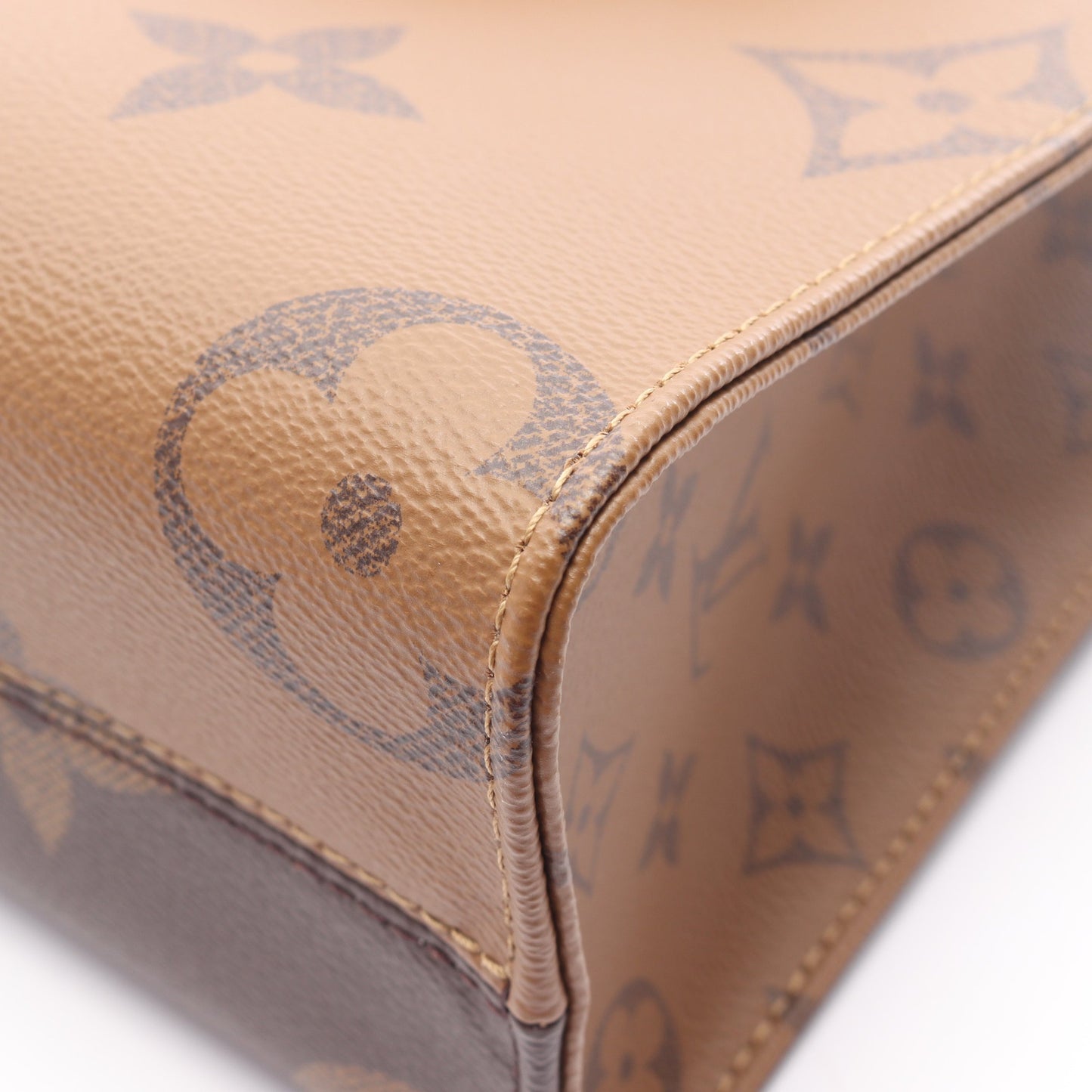 オンザゴーPM モノグラムジャイアント リバース ハンドバッグ PVC ブラウン ベージュ 2WAY ルイヴィトン バッグ LOUIS VUITTON