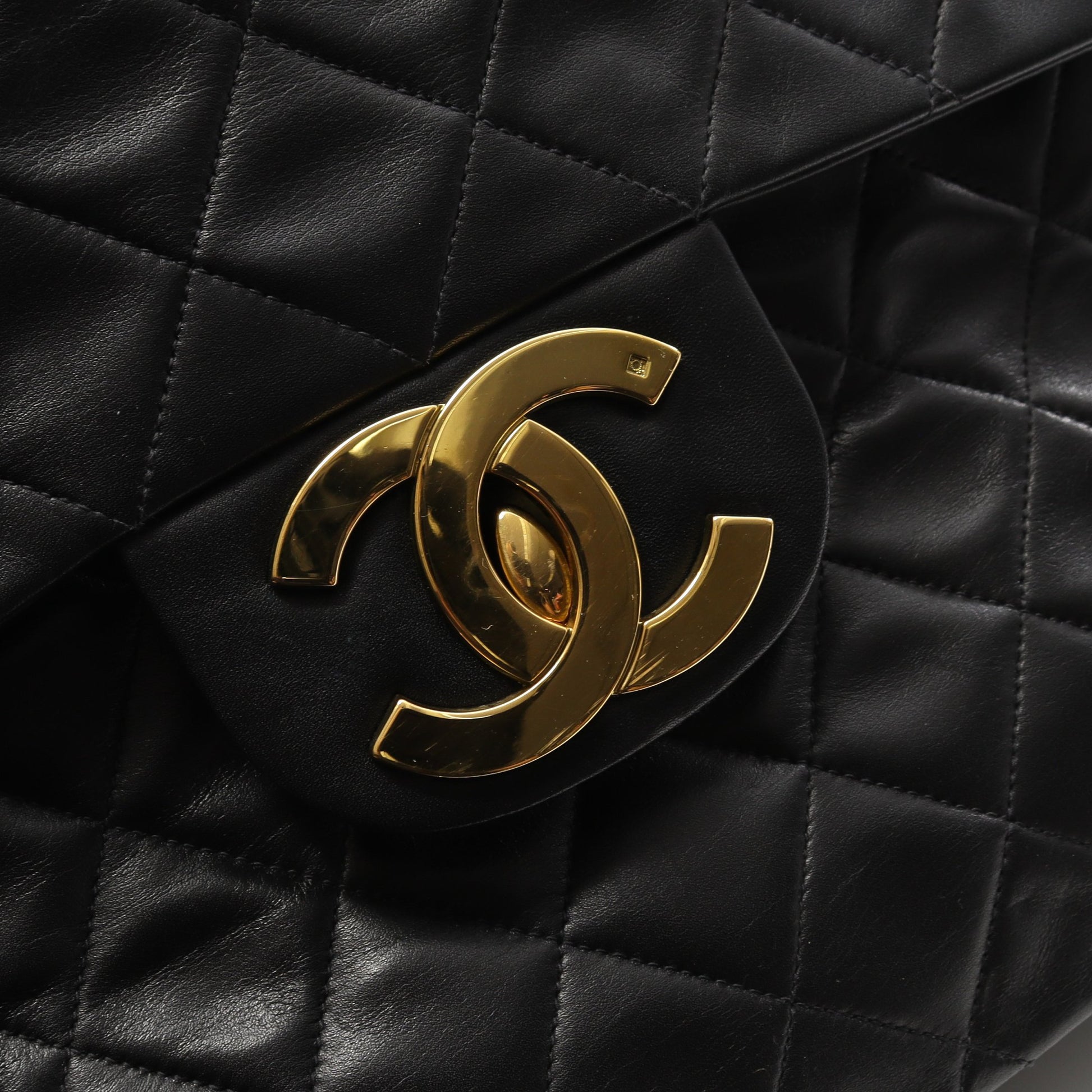 デカマトラッセ34 Wチェーンショルダーバッグ ラムスキン ブラック ゴールド金具 ヴィンテージ シャネル バッグ CHANEL