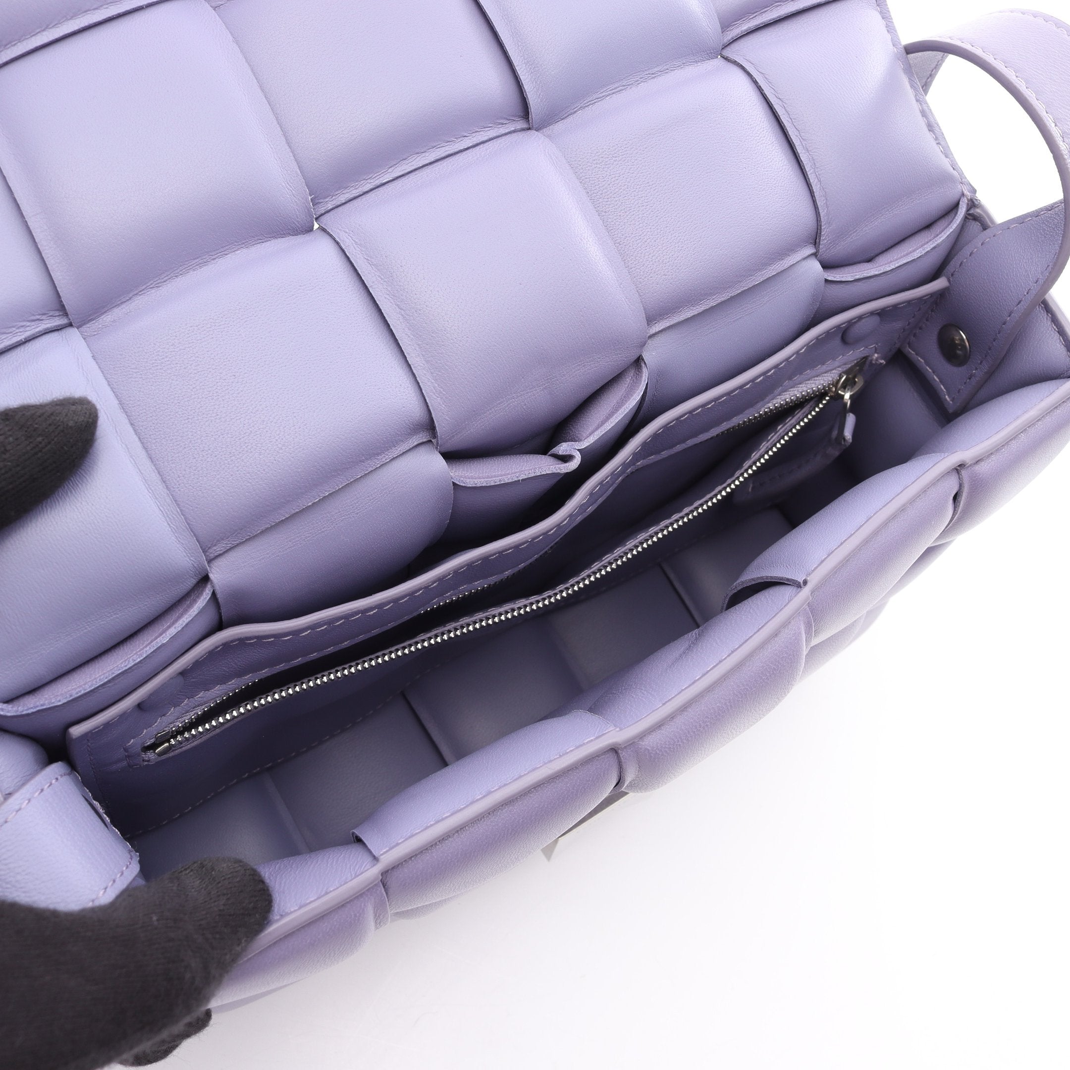 パデット カセット イントレチャート ショルダーバッグ レザー