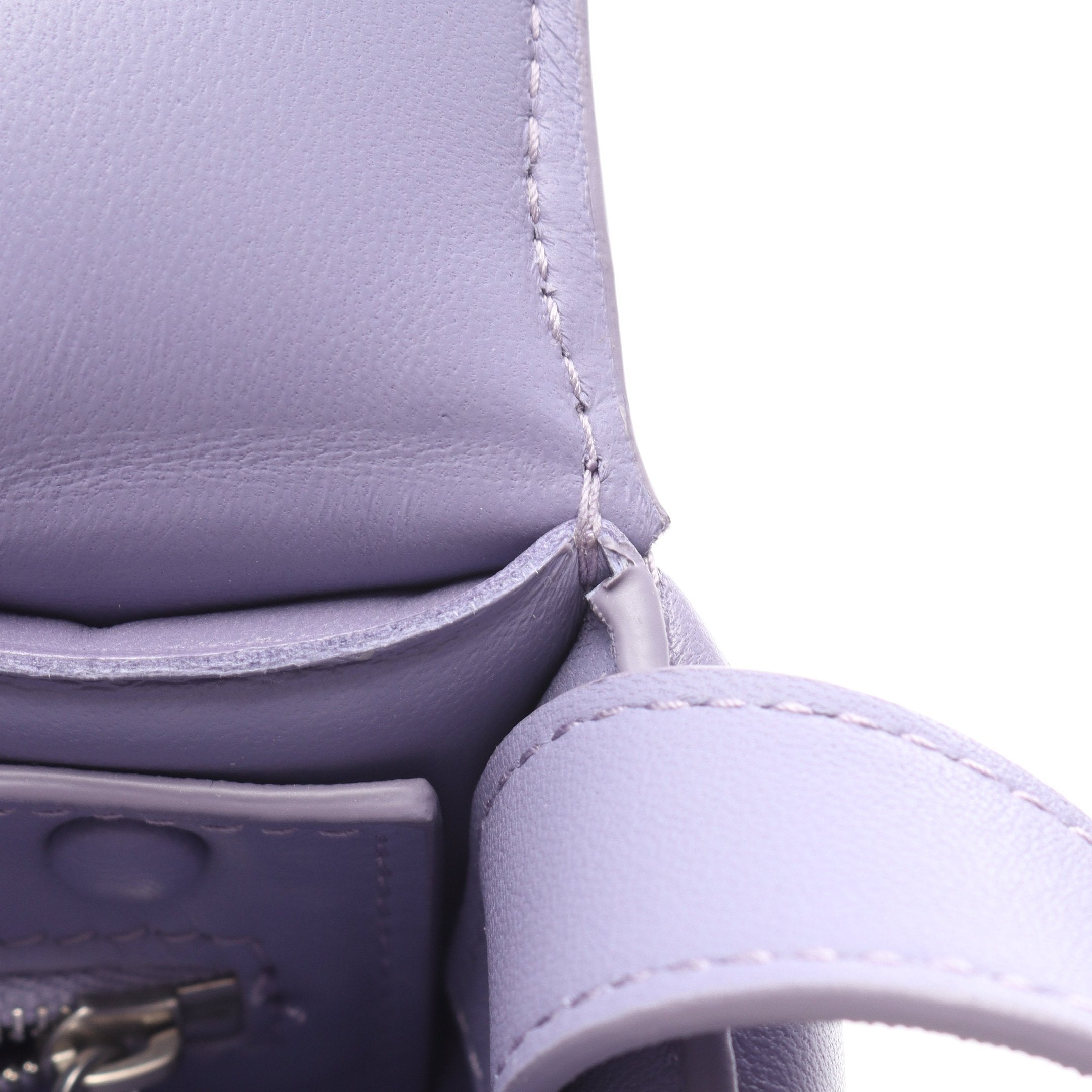 パデット カセット イントレチャート ショルダーバッグ レザー