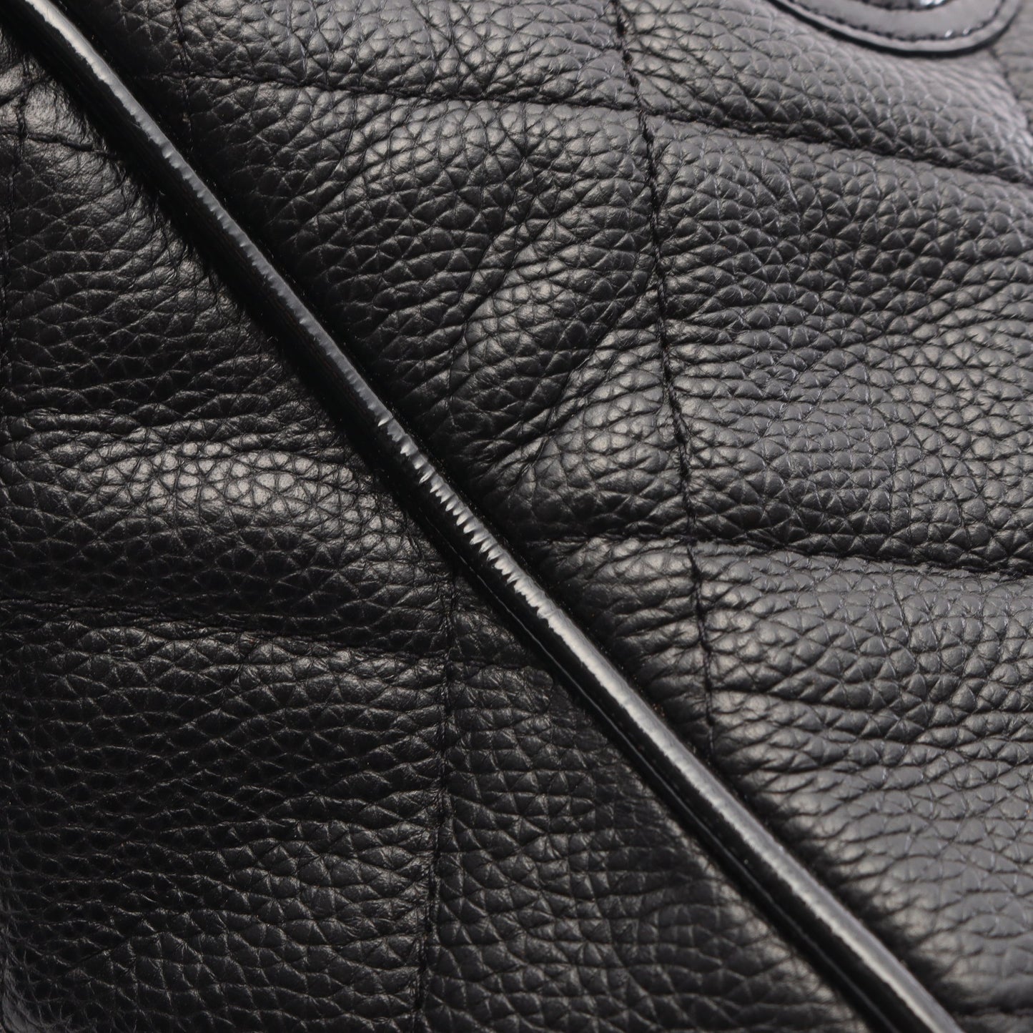 マトラッセ ロゴ ミニボストンバッグ ハンドバッグ キャビアスキン ブラック シルバー金具 シャネル バッグ CHANEL