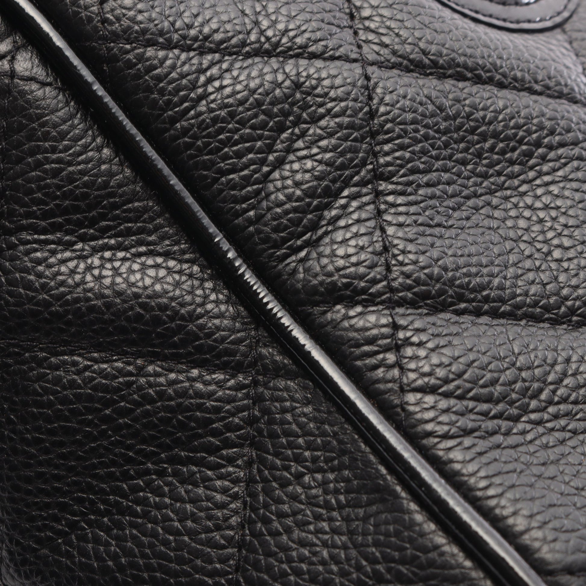 マトラッセ ロゴ ミニボストンバッグ ハンドバッグ キャビアスキン ブラック シルバー金具 シャネル バッグ CHANEL