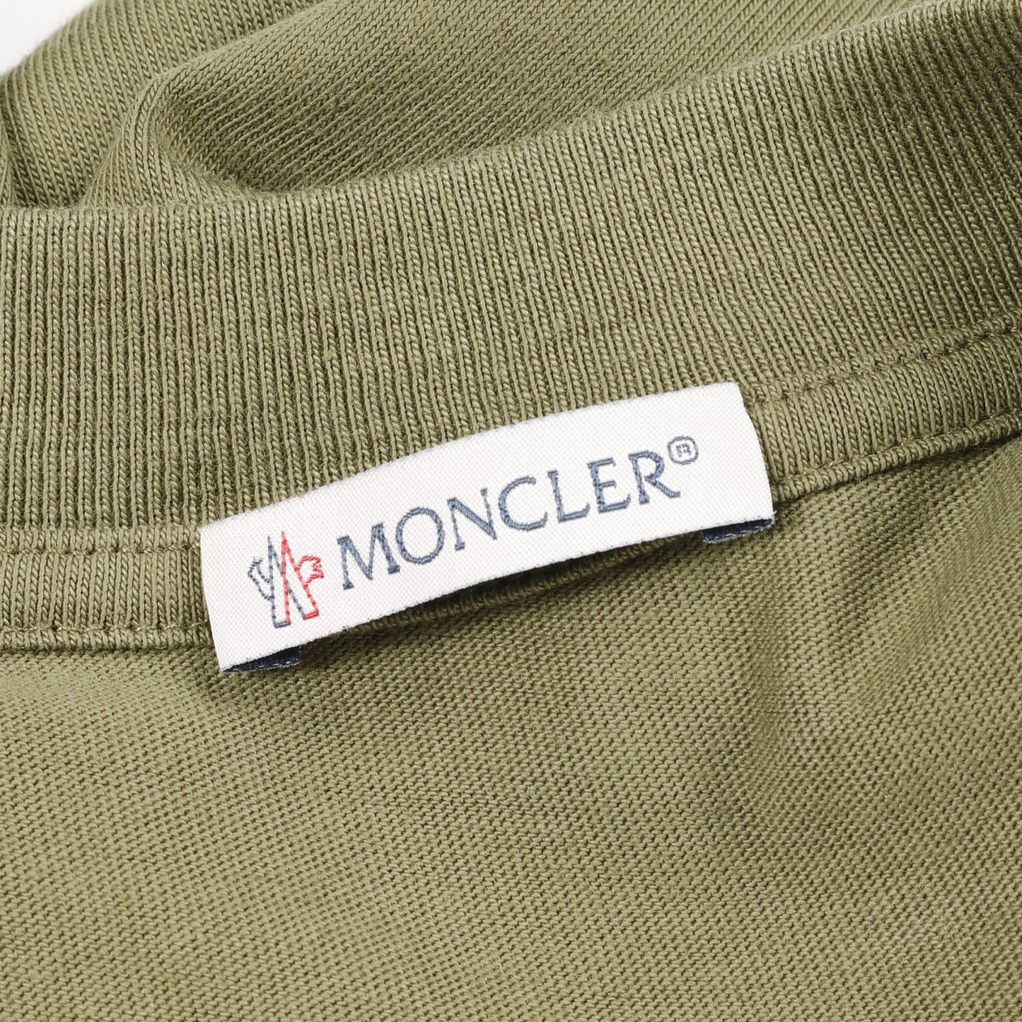 サファリイニシャルプリント Tシャツ クルーネック コットン カーキグリーン モンクレール トップス MONCLER