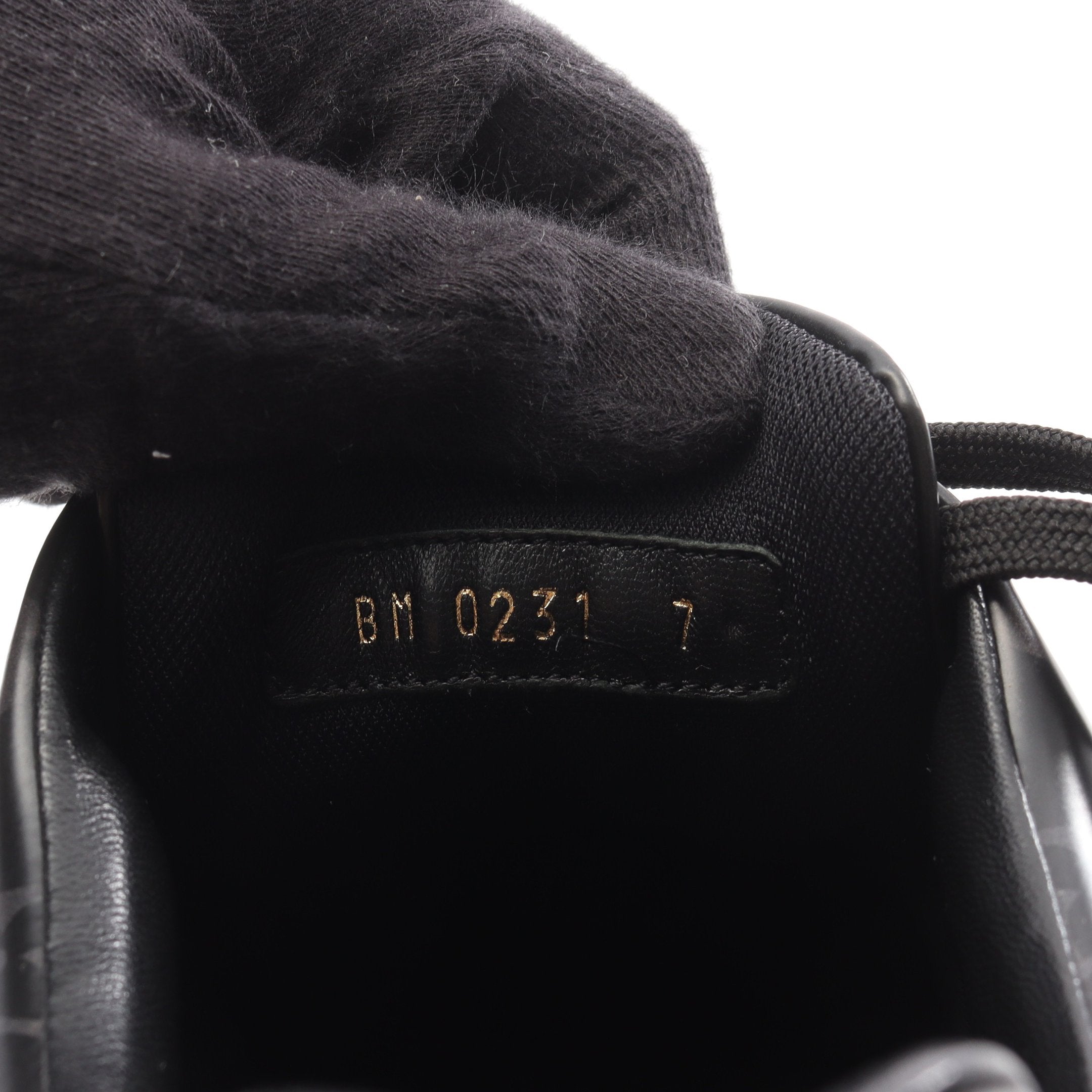 レア　美品　モノグラム　ルイヴィトン　レースアップレザースニーカー　ブラック LOUIS VUITTON ルイ・ヴィトン FD0026 モノグラム スエード レザー