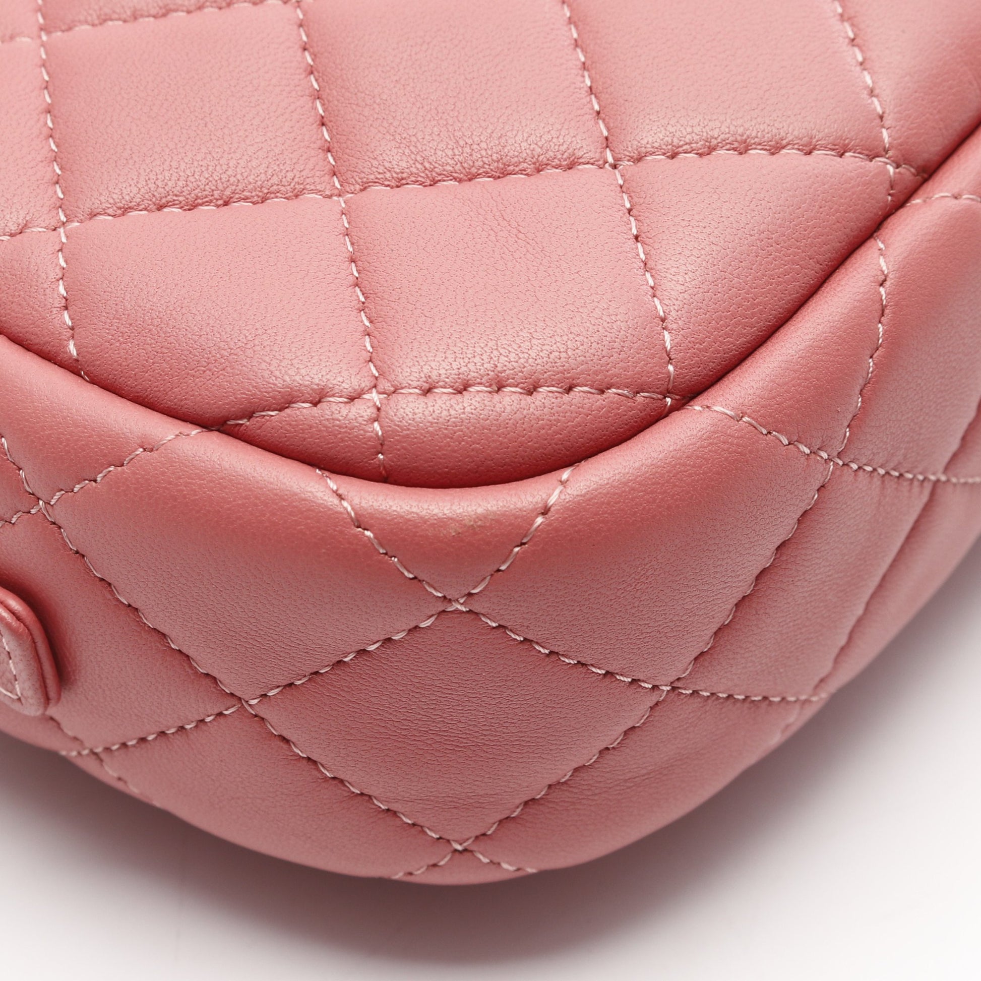 マトラッセ チェーンショルダーバッグ ラムスキン ピンク シルバー金具 シャネル バッグ CHANEL
