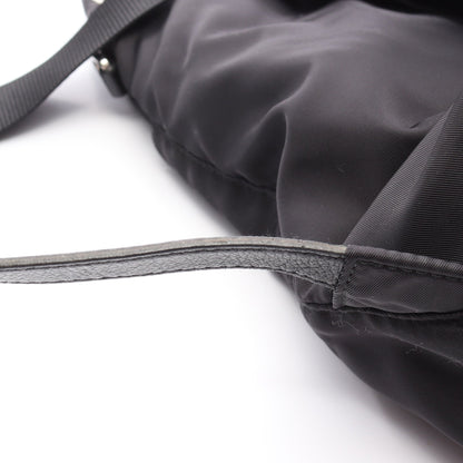 VELA バックパック リュックサック ナイロン レザー ブラック スタッズ プラダ バッグ PRADA