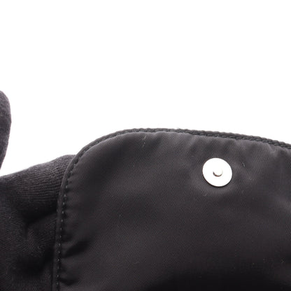 VELA バックパック リュックサック ナイロン レザー ブラック スタッズ プラダ バッグ PRADA