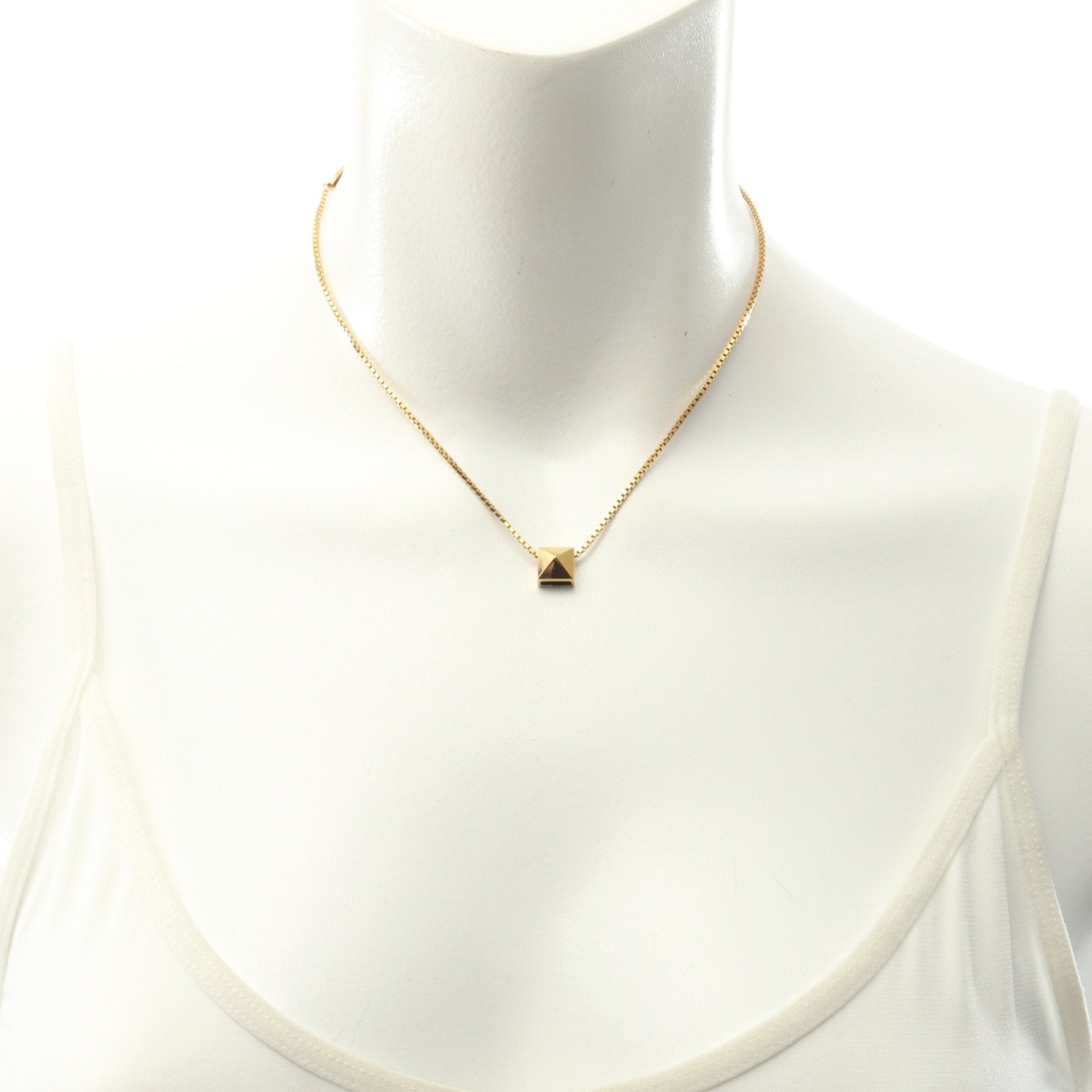 VALENTINO ゴールド ネックレス Vlogo Signature Metal Necklace for Man in Gold | Valentino US