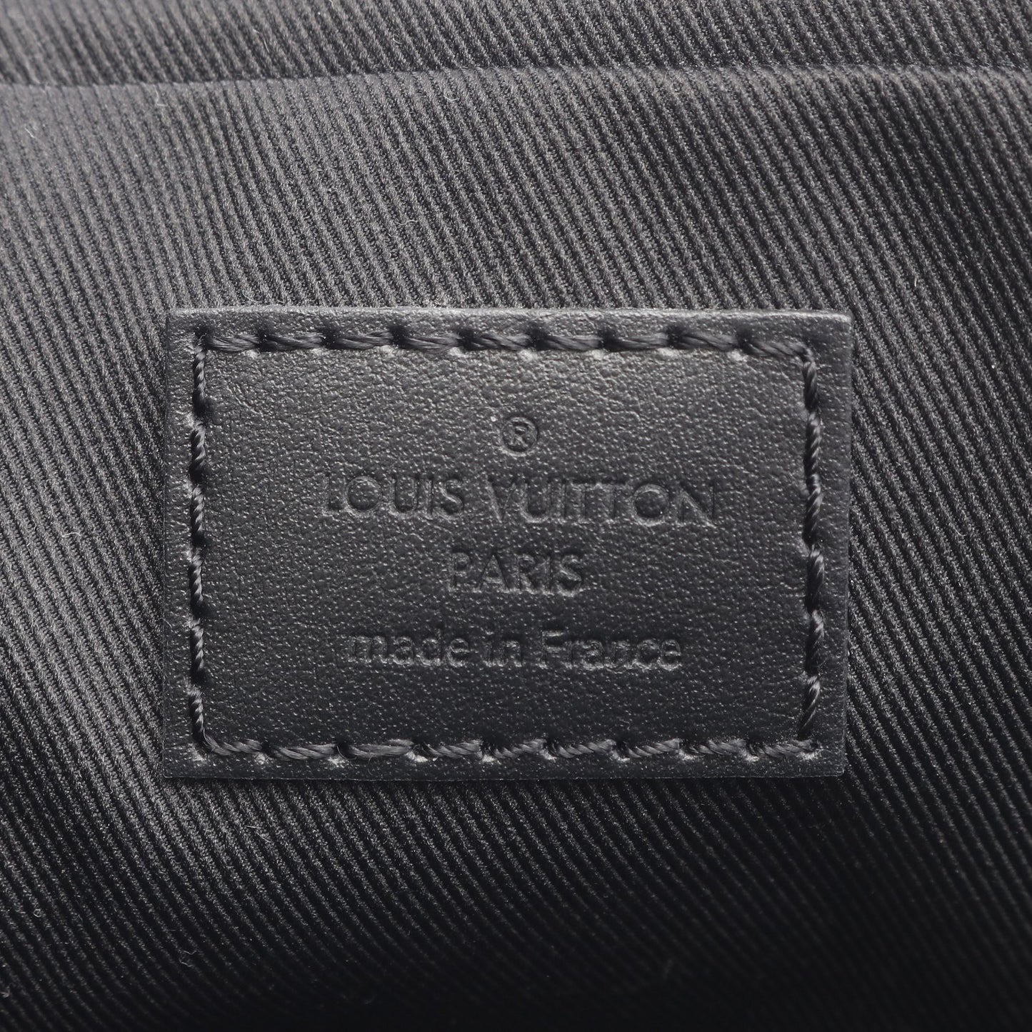 トリオ メッセンジャー モノグラム エクリプス ショルダーバッグ PVC レザー ブラック グレー ルイヴィトン バッグ LOUIS VUITTON