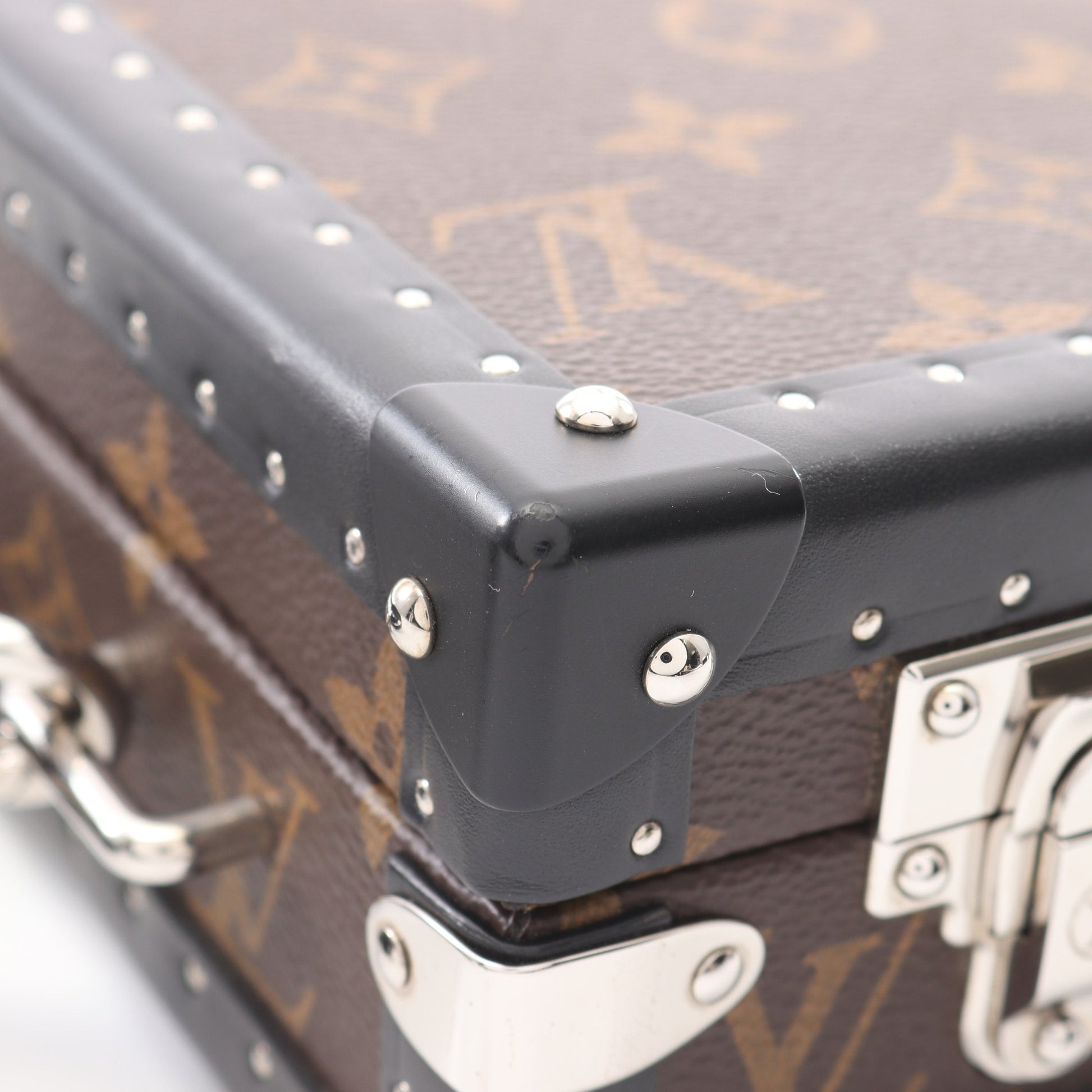 クラッチ ボックス モノグラムマカサー ショルダーバッグ PVC レザー ブラウン ブラック ルイヴィトン バッグ LOUIS VUITTON