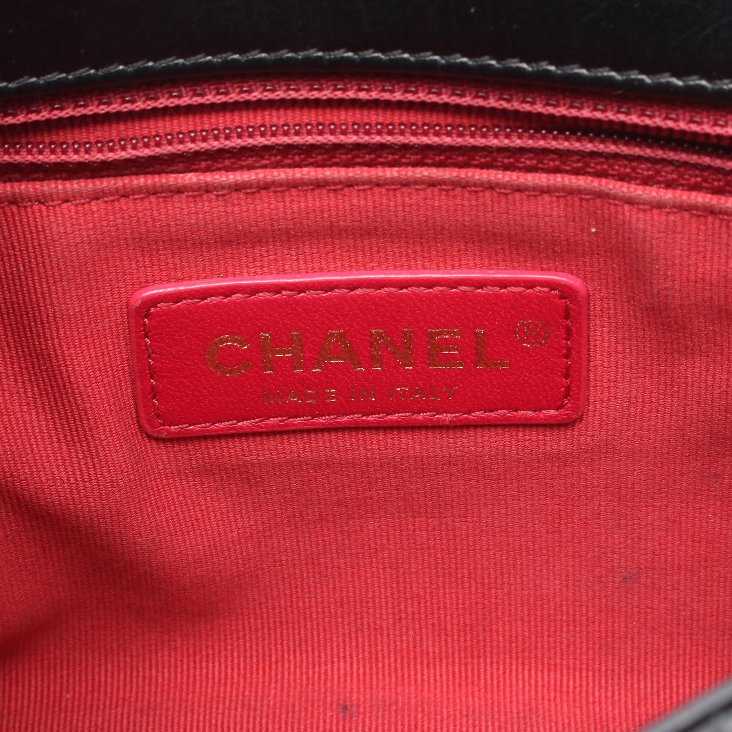 マトラッセ チェーンショルダーバッグ パール装飾 レザー ブラック ゴールド金具 シャネル バッグ CHANEL