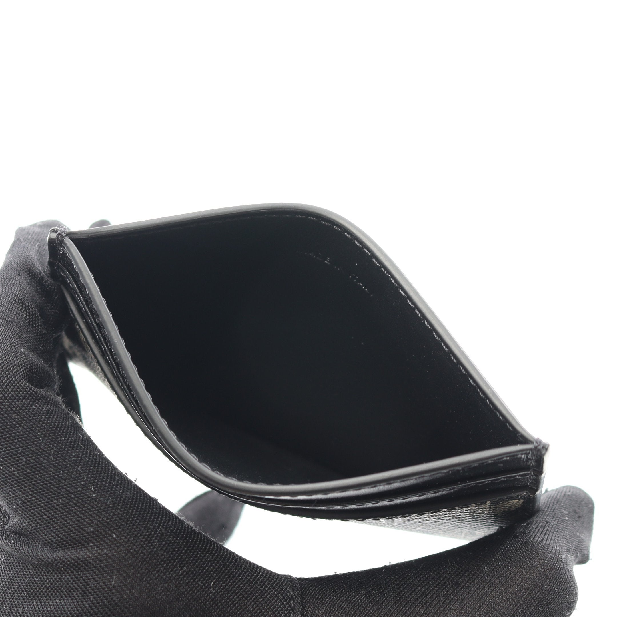 箱袋付き 美品 CELINE トリオンフ ブラック レザー 名刺入れ CELINE】トリオンフ フラップ付き ロングカードホルダー (CELINE