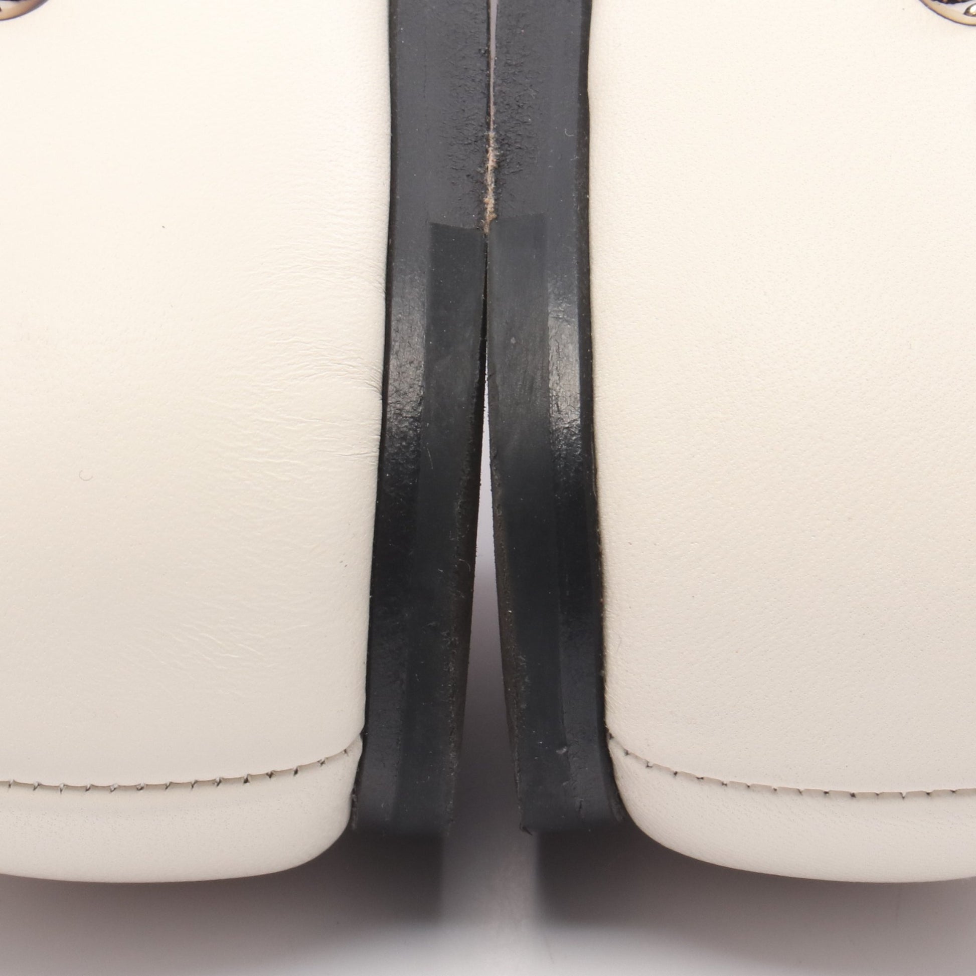 JOEZIE FLAT フラットシューズ スタッズ レザー アイボリー ジミーチュウ シューズ JIMMY CHOO