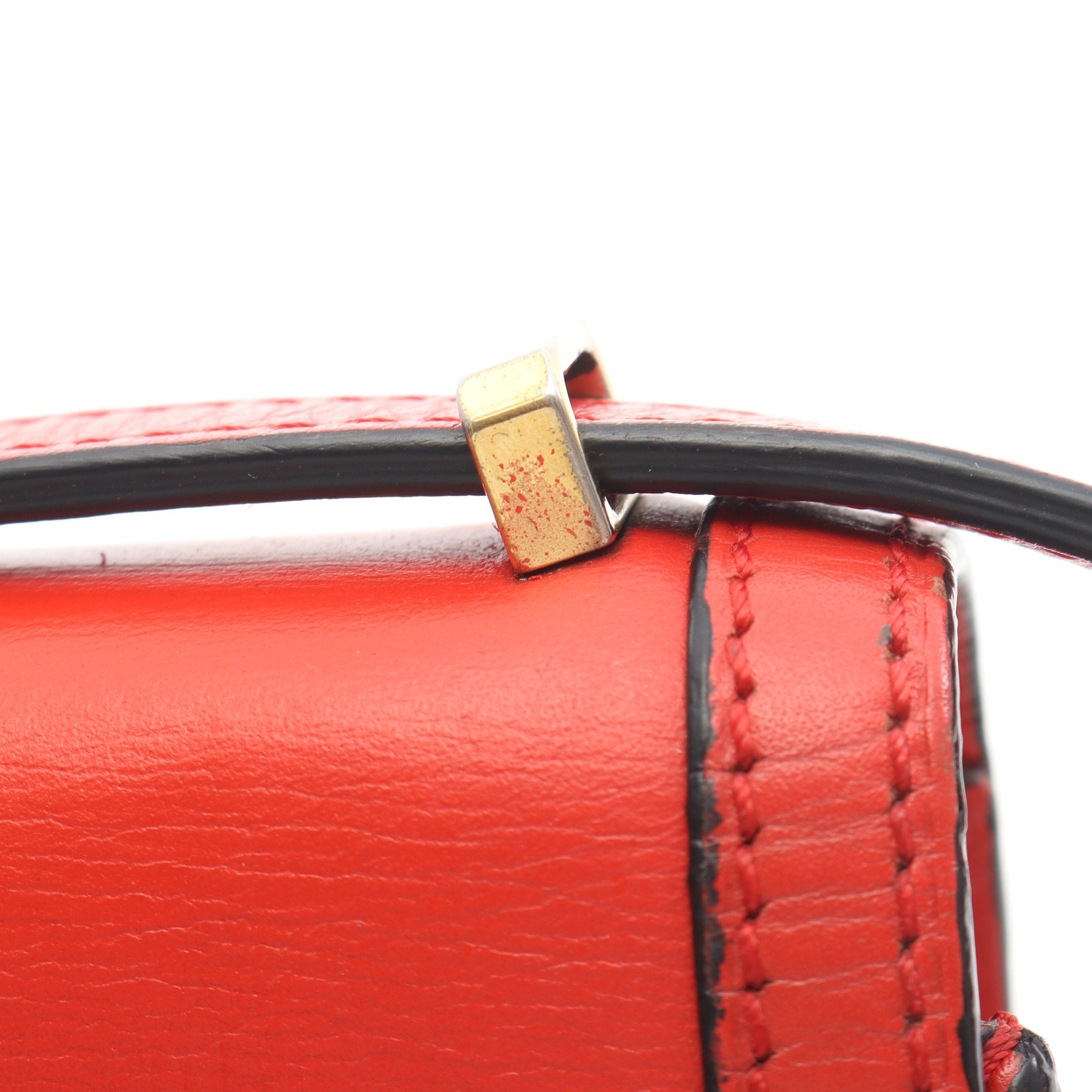 バルセロナ ショルダーバッグ レザー レッド ロエベ – RECLO