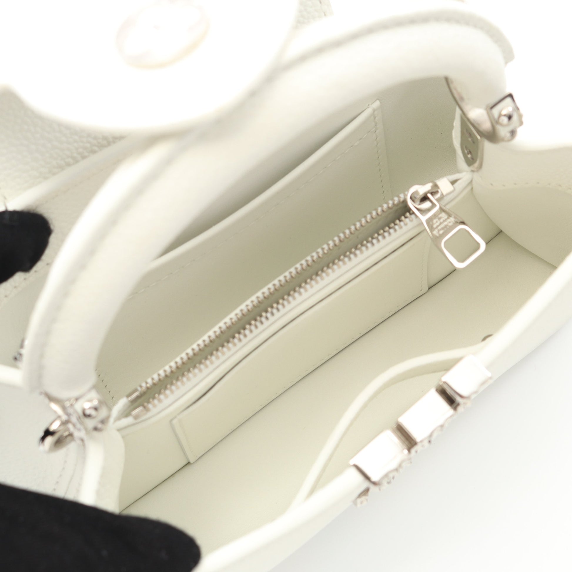 カプシーヌ EW MINI ハンドバッグ レザー ホワイト 2WAY ルイヴィトン バッグ LOUIS VUITTON